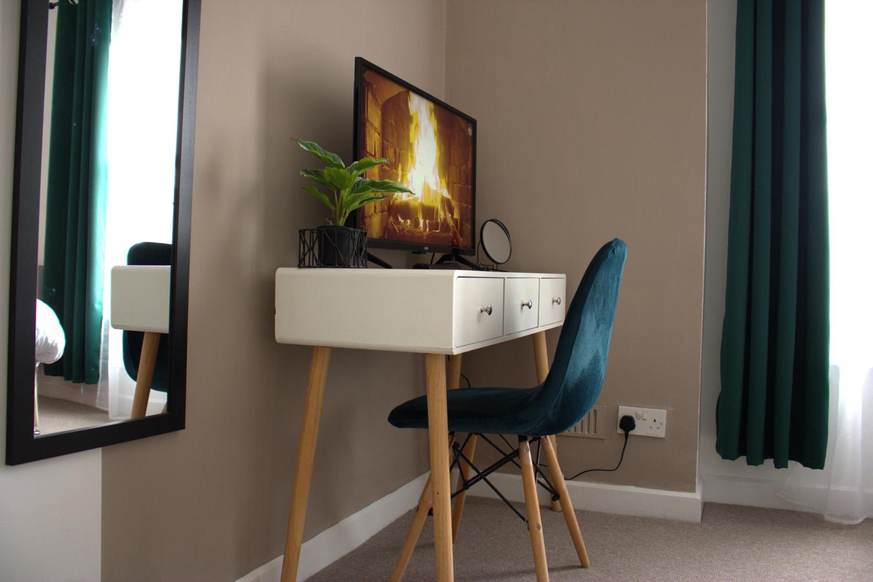 Two-Bedroom Apartment photo 3