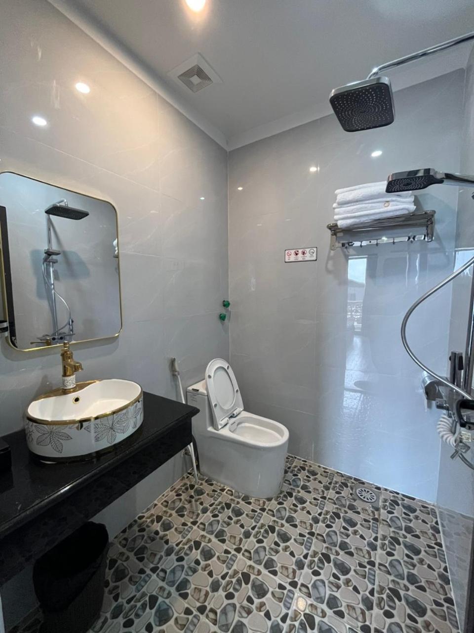 Superior Quadruple Room - Photo 5
