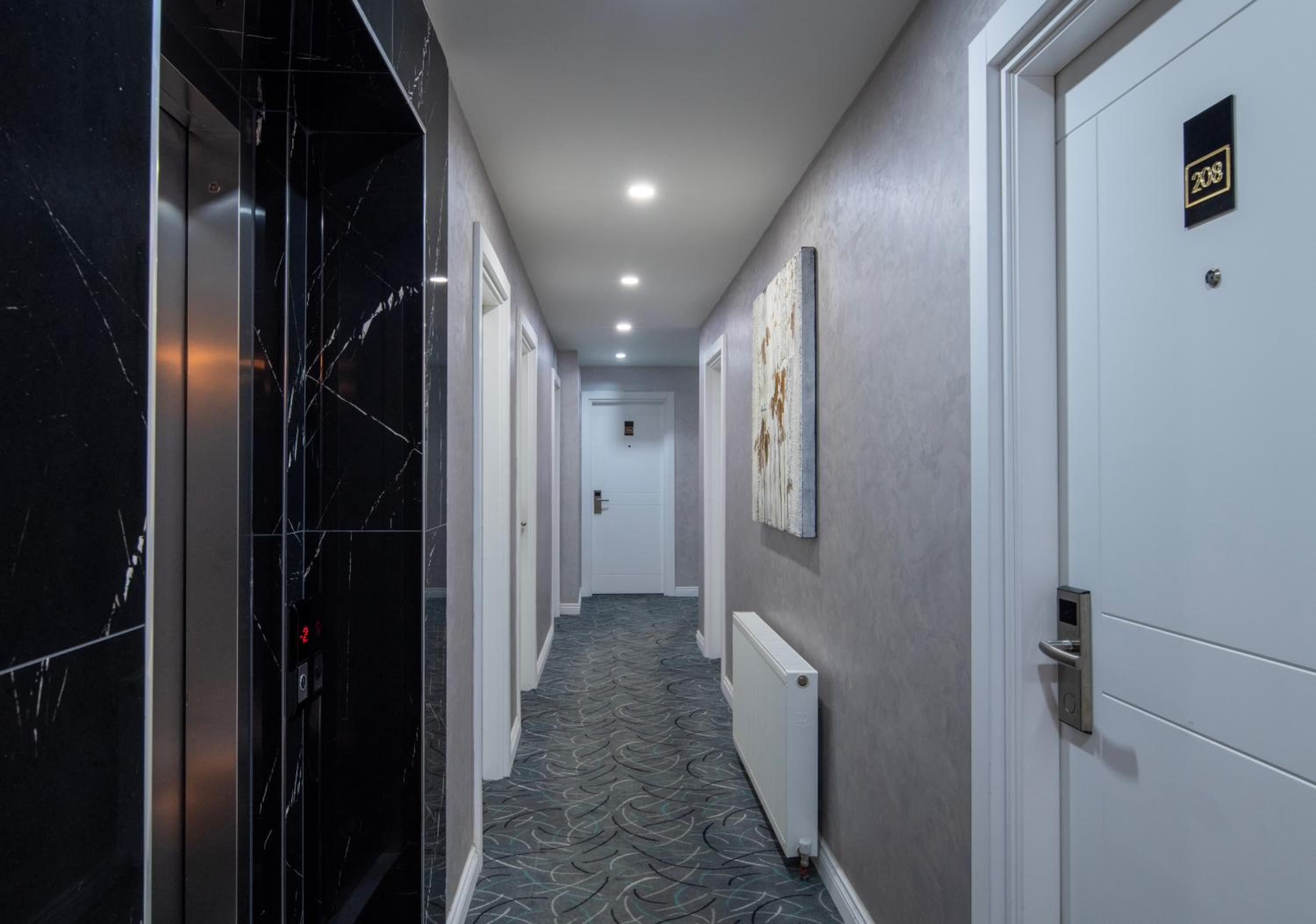 Budget Triple Room Basement photo 3