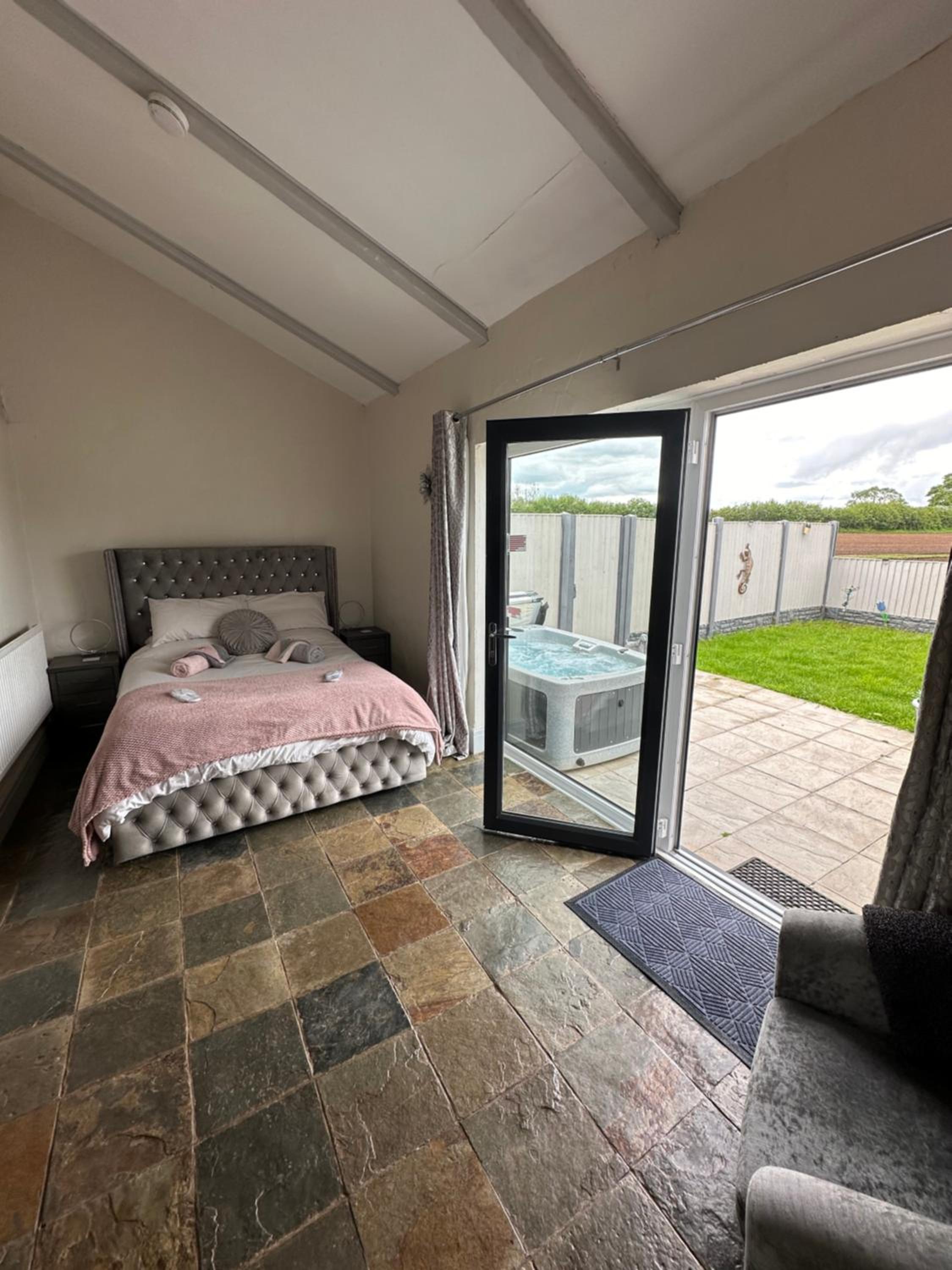 One-Bedroom House