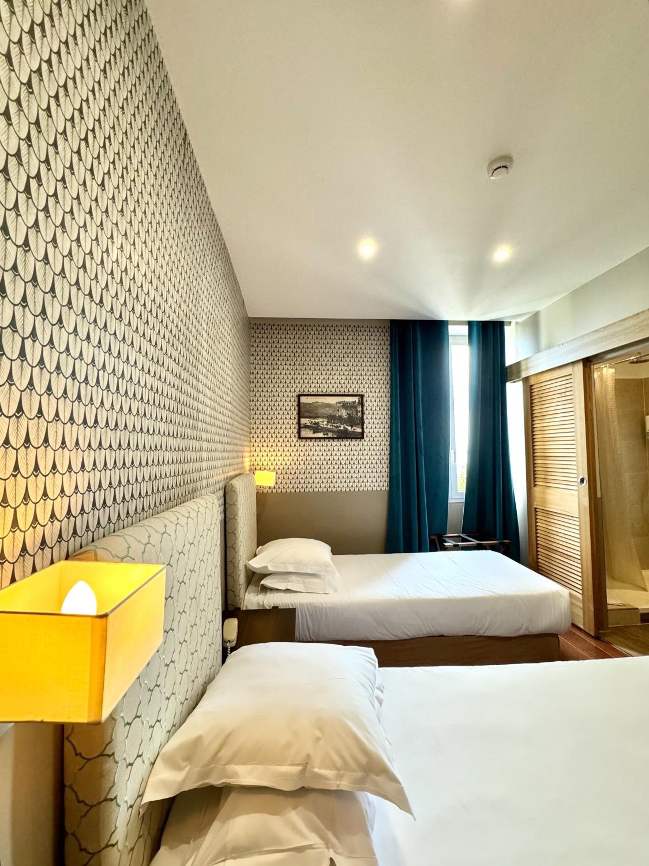 Twin Room with Sea View photo 2