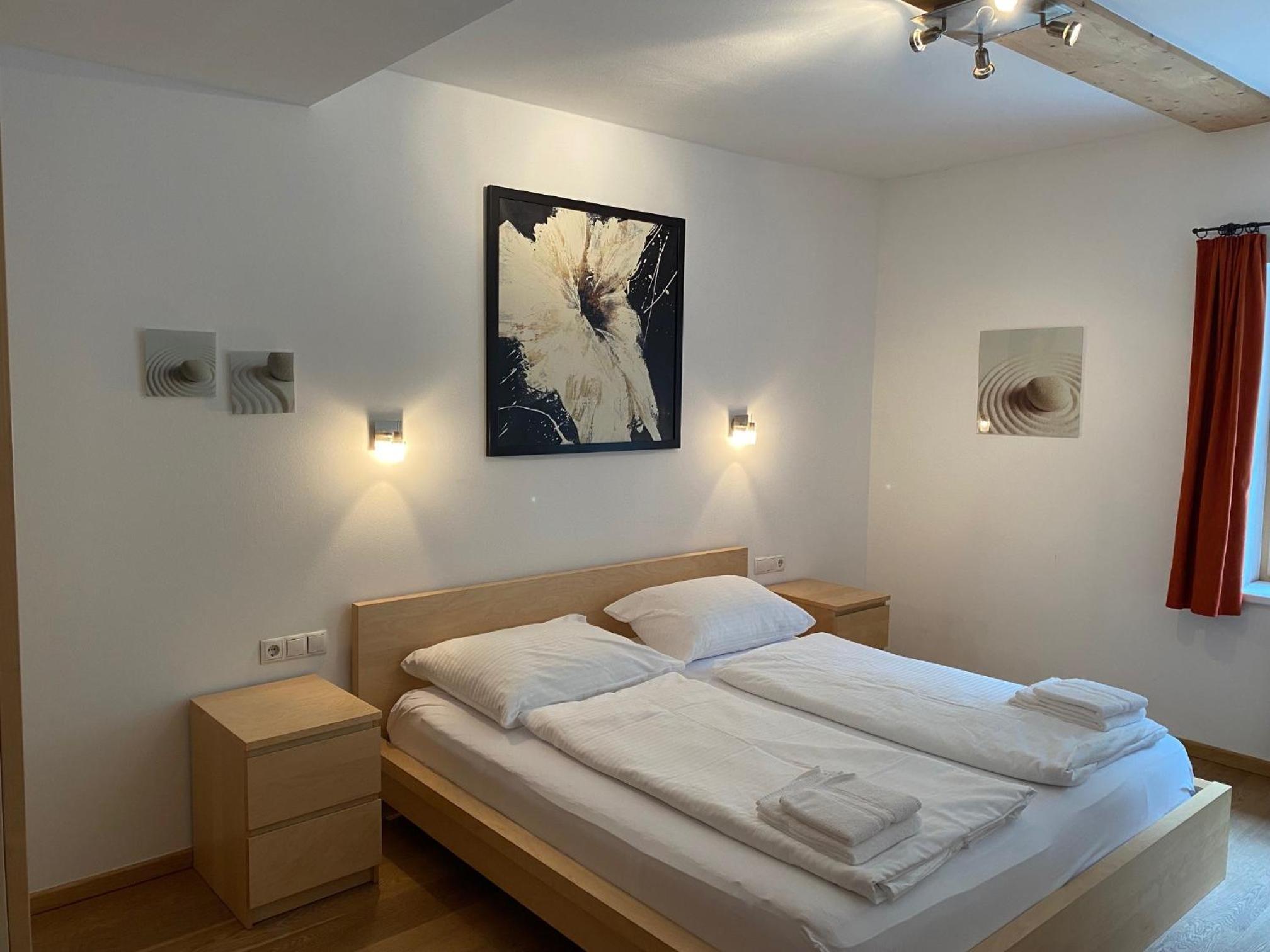 Apartment photo 2