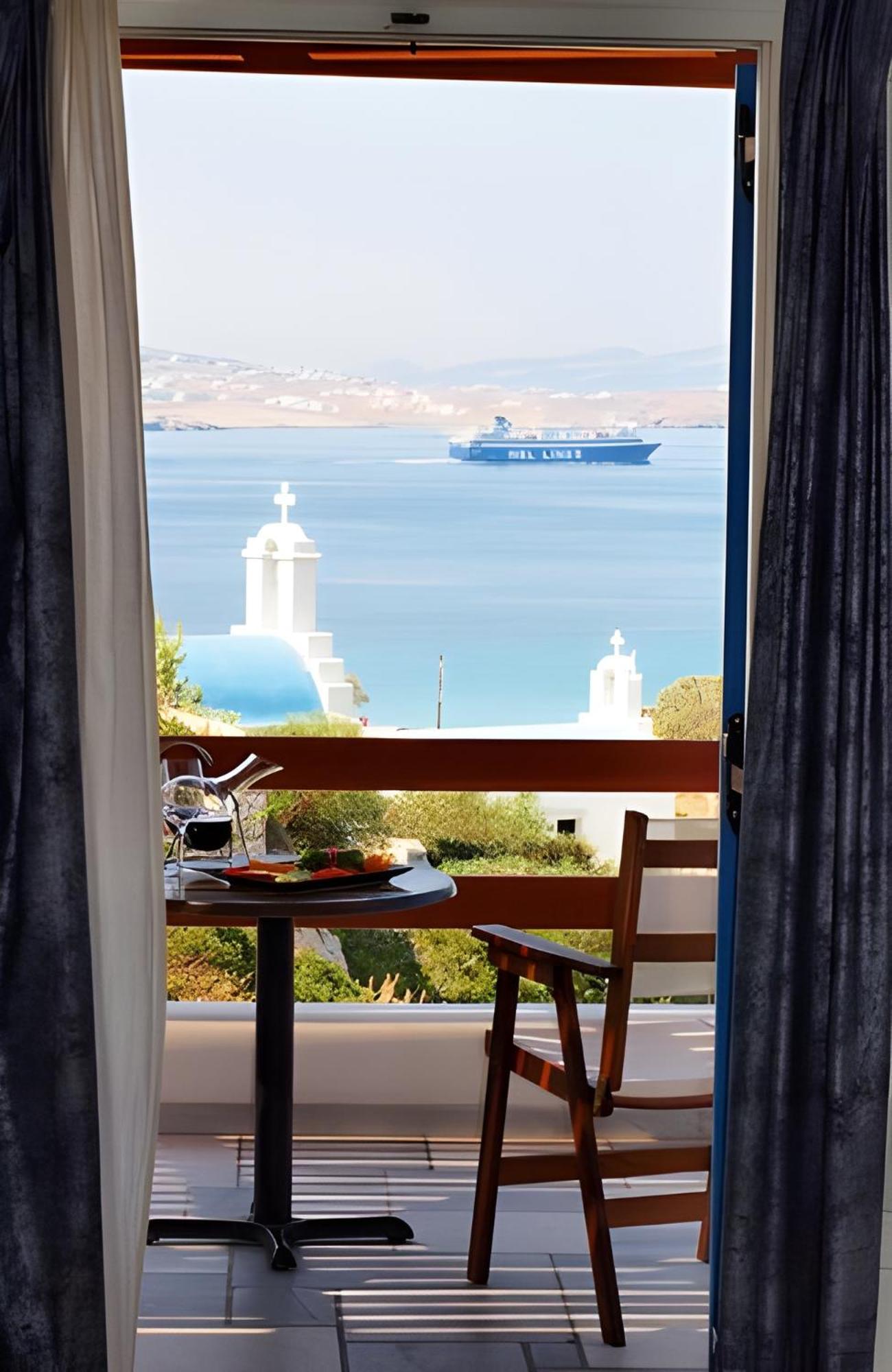 Standard Room with Sea View - Photo 2