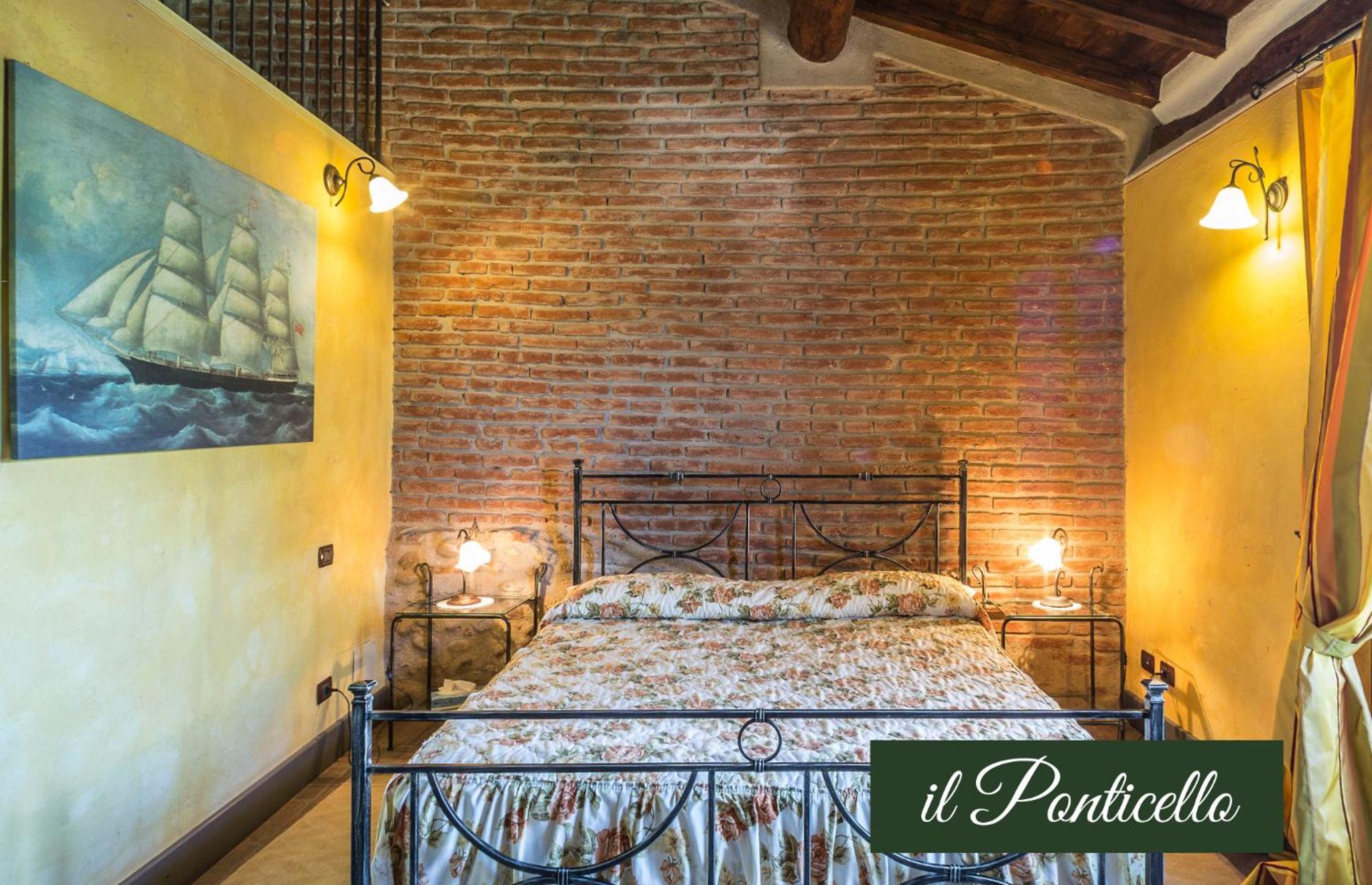 Suite with Balcony photo 1