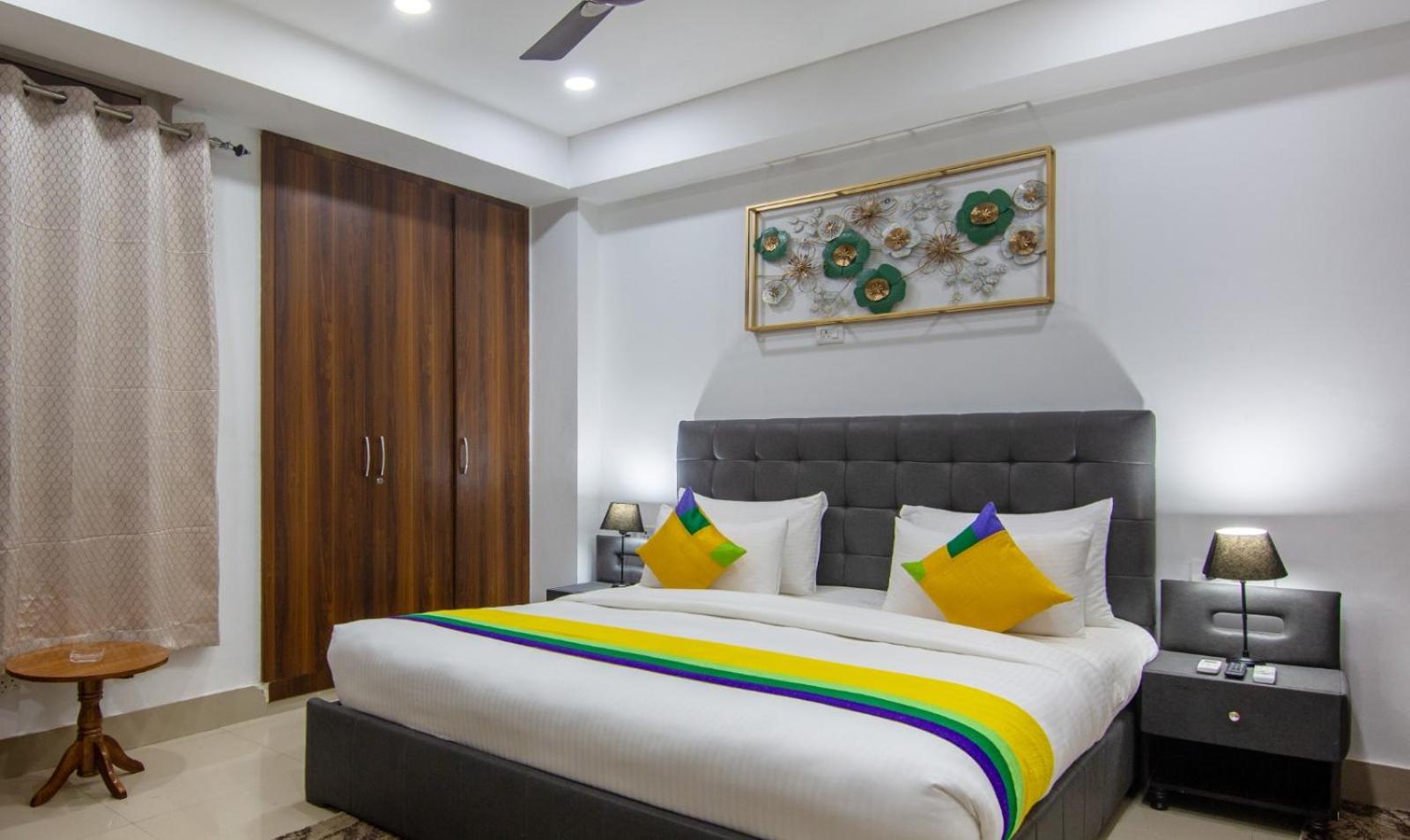 Deluxe Double Room - Photo 12