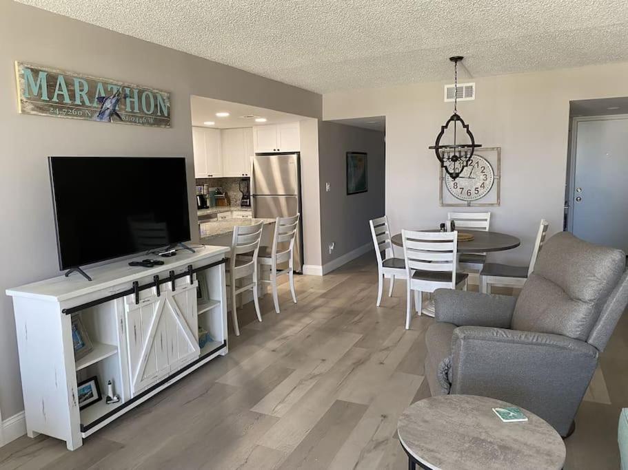 Two-Bedroom Apartment with Ocean View photo 3