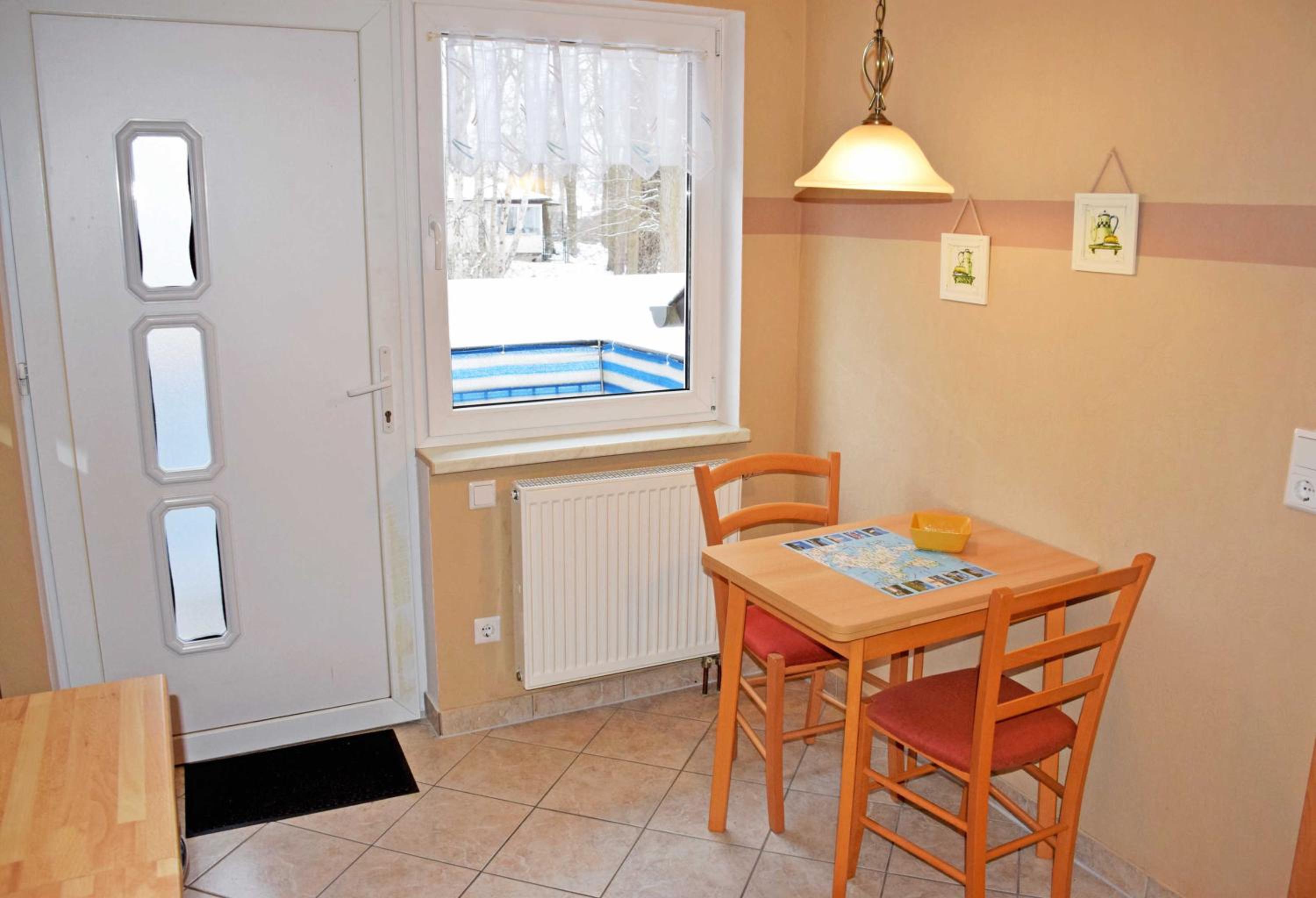 Apartment with Balcony photo 3