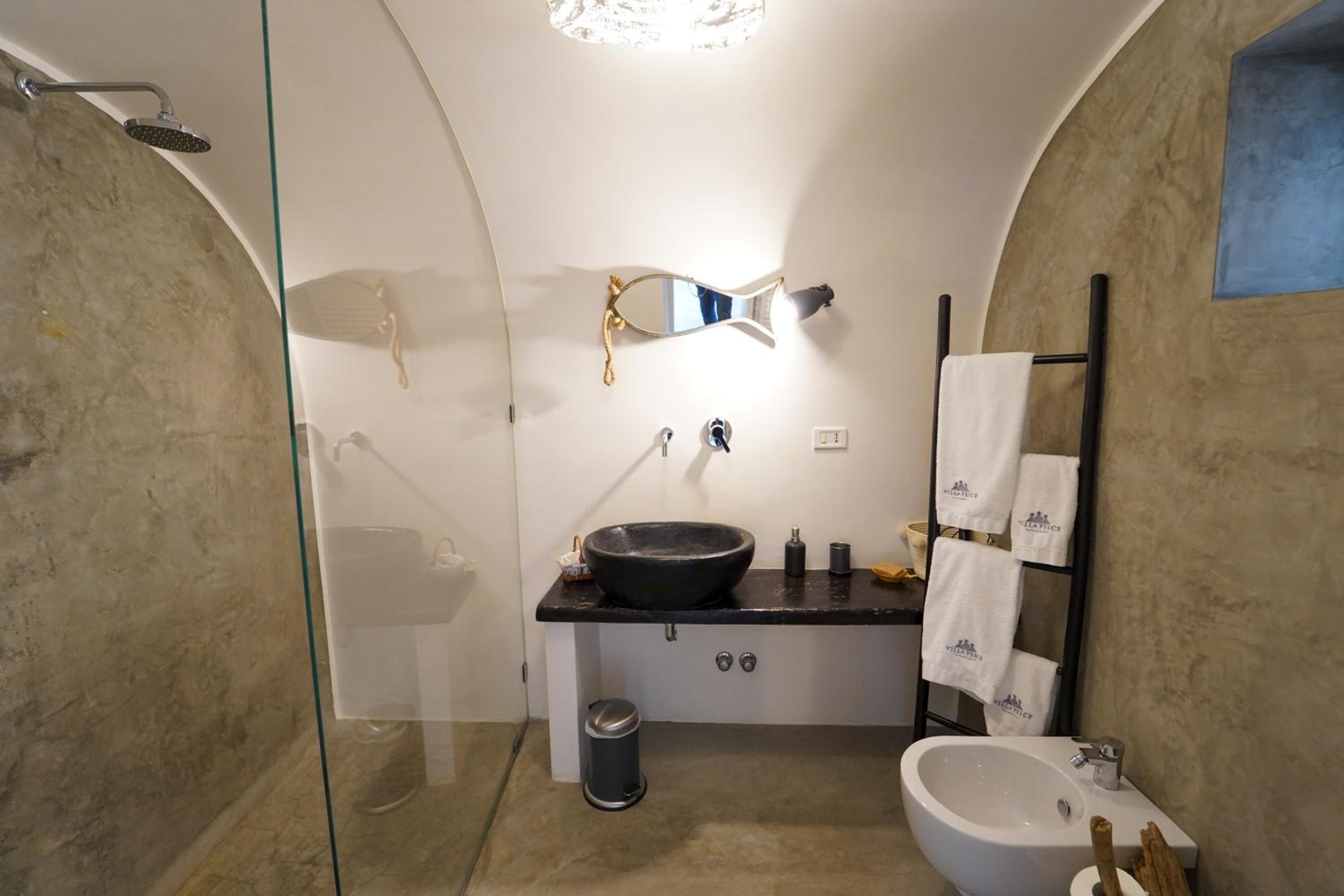 Double Room with Patio photo 3