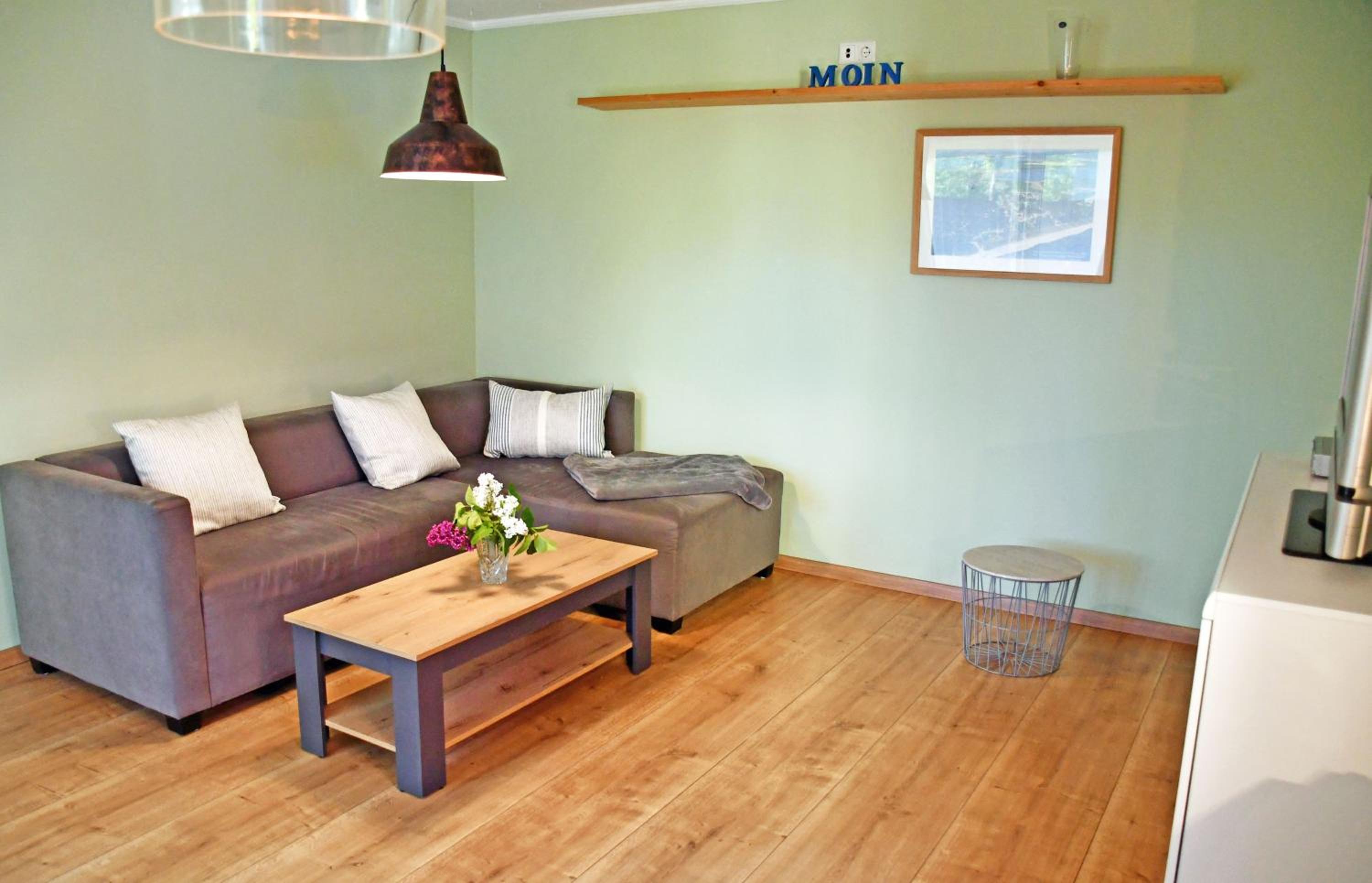 One-Bedroom Apartment with Terrace photo 2