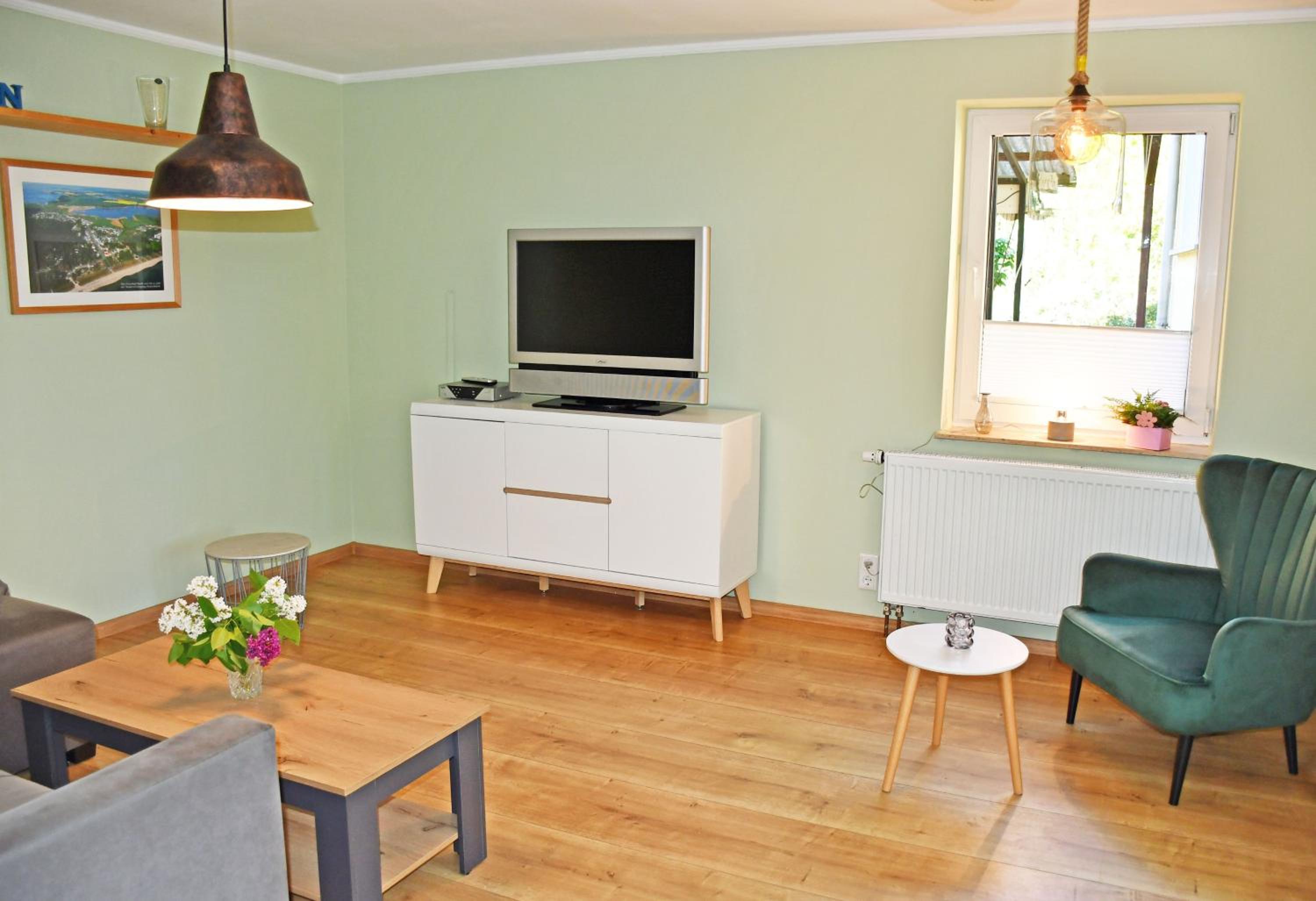One-Bedroom Apartment with Terrace photo 3