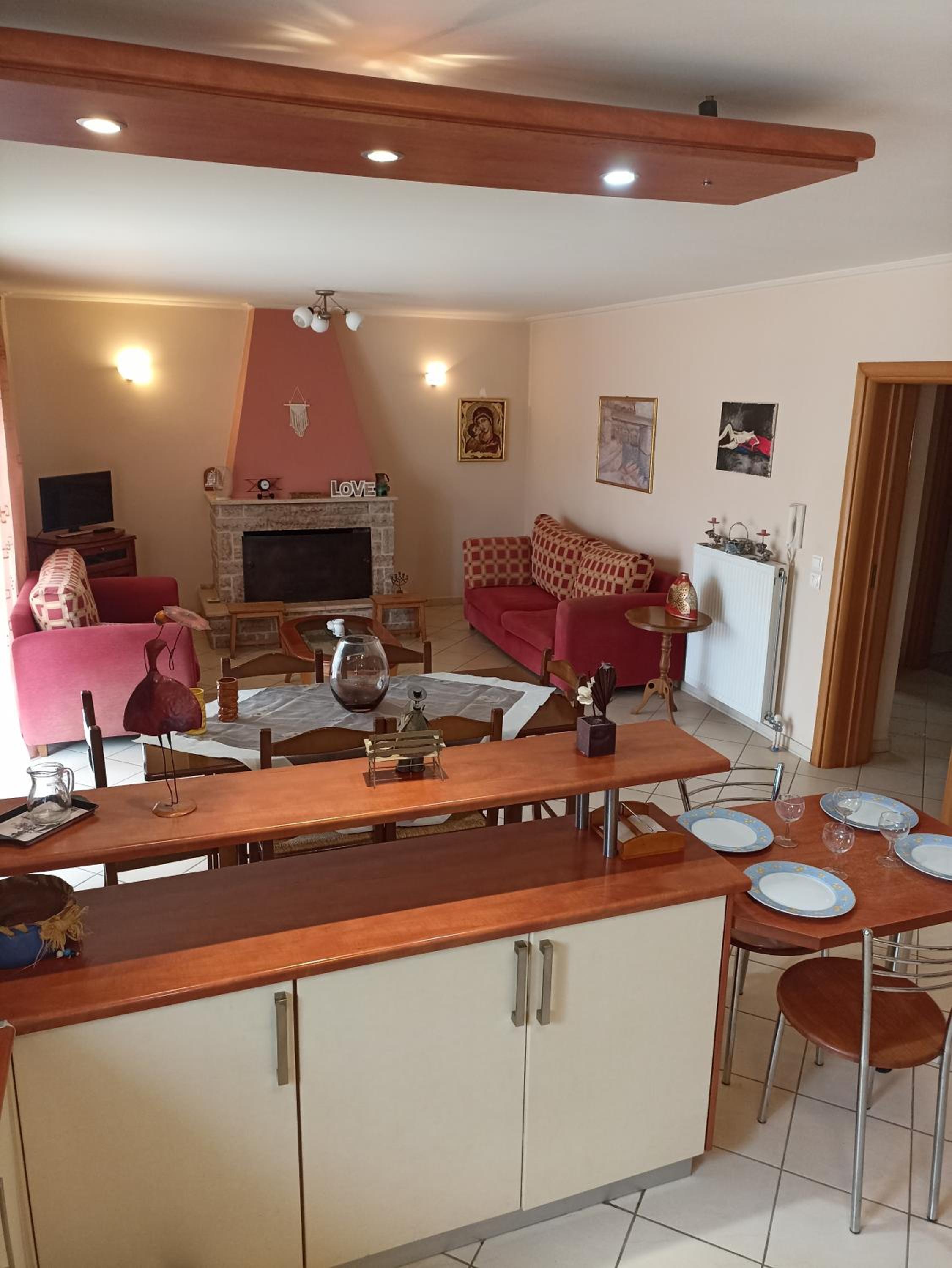 Two-Bedroom House photo 3