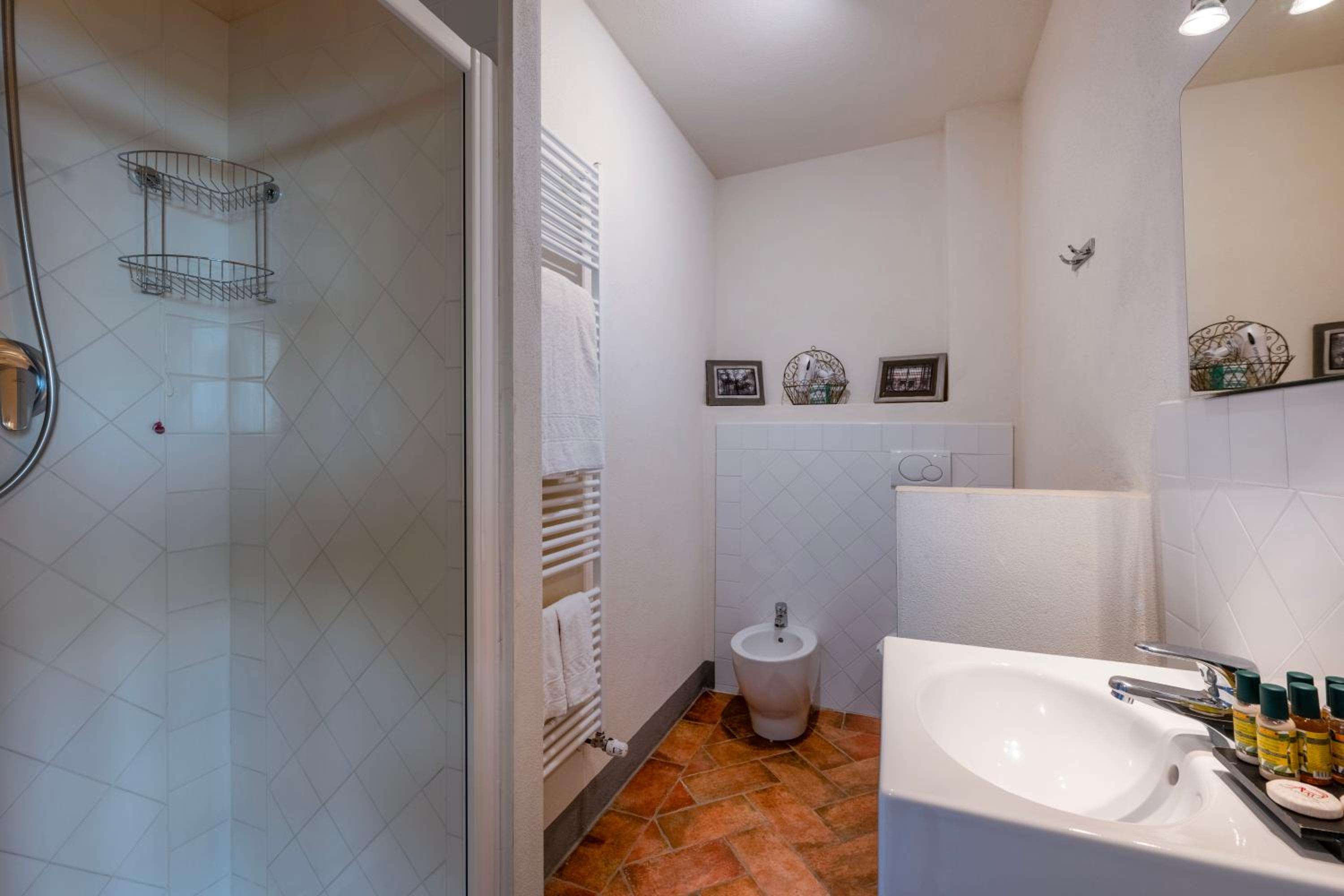 Deluxe Double Room - Photo 7