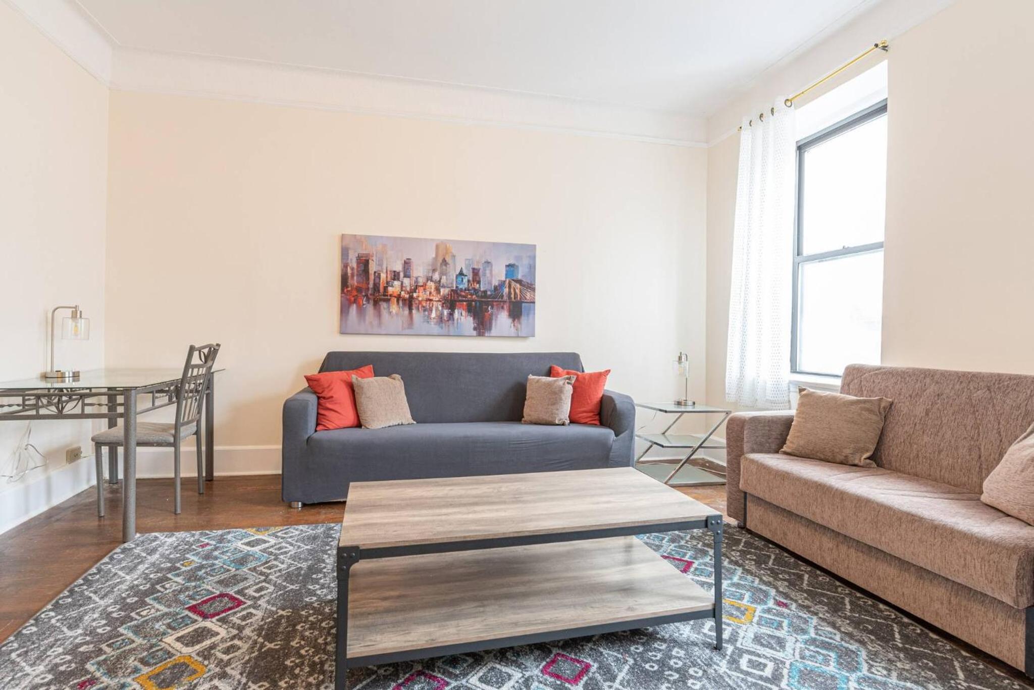 Apartment photo 1