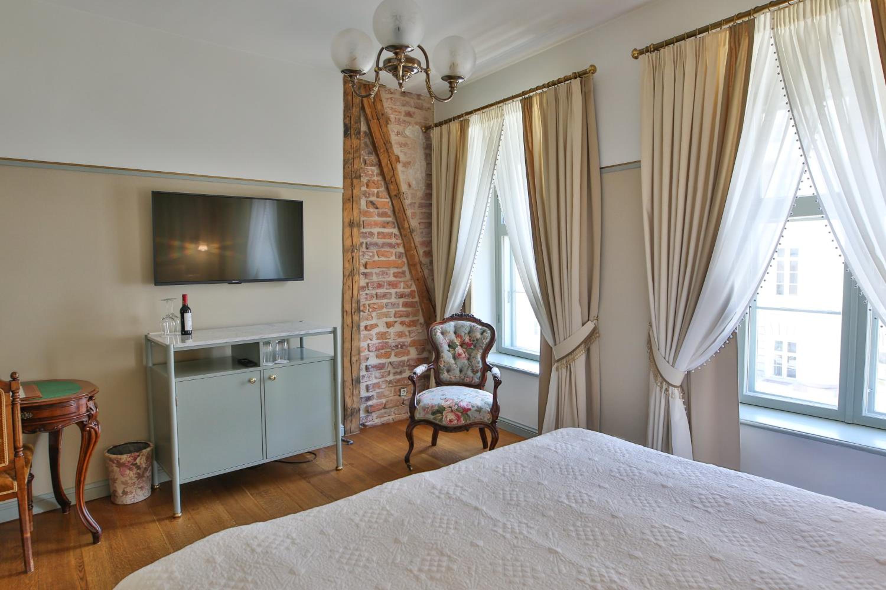 Superior Double or Twin Room - Photo 4