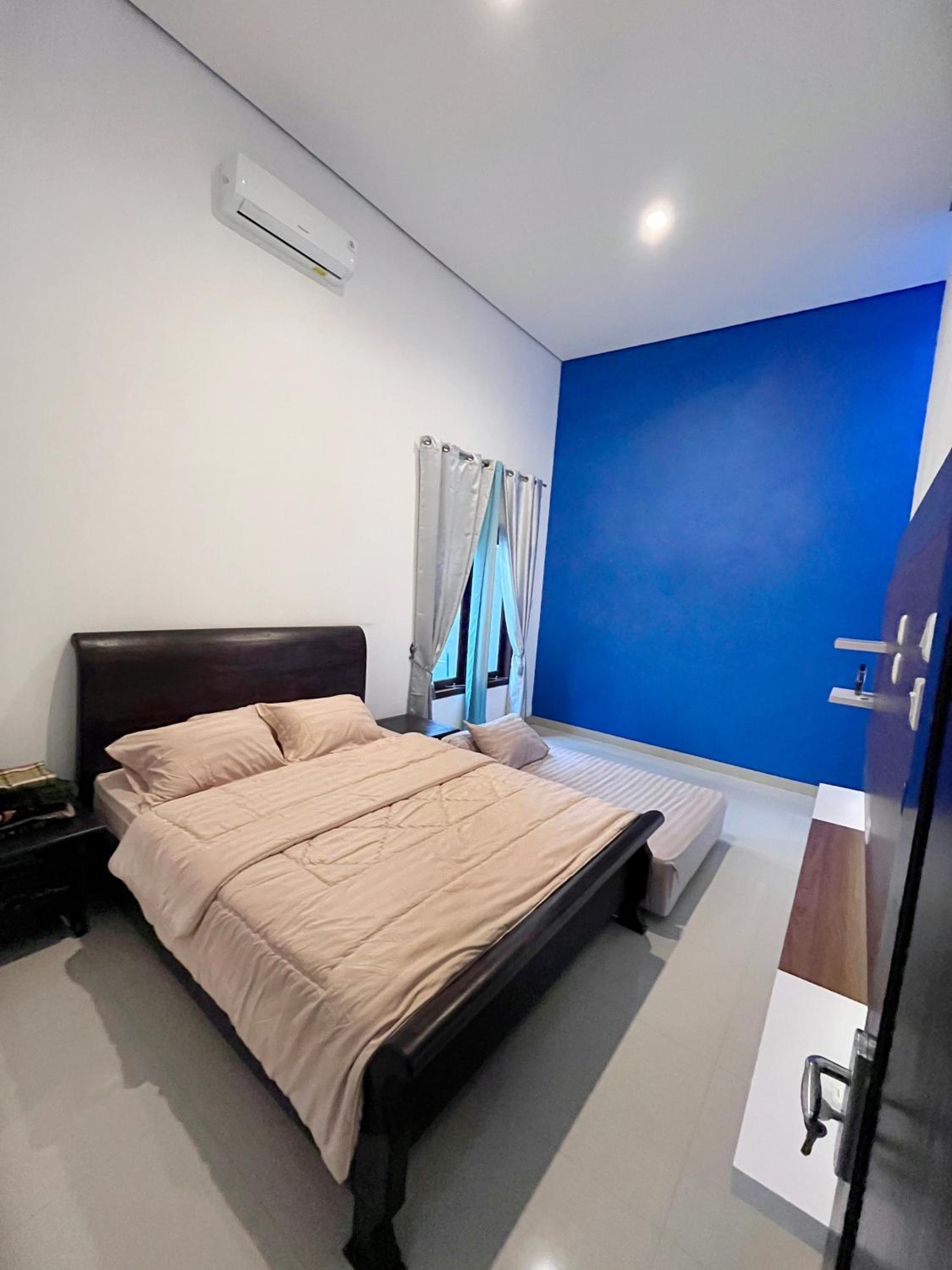 Villa photo 1