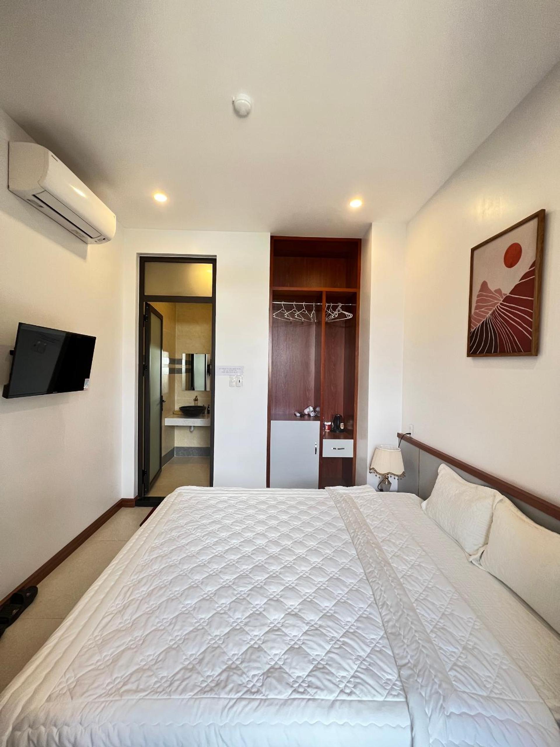 Double Room - Photo 3