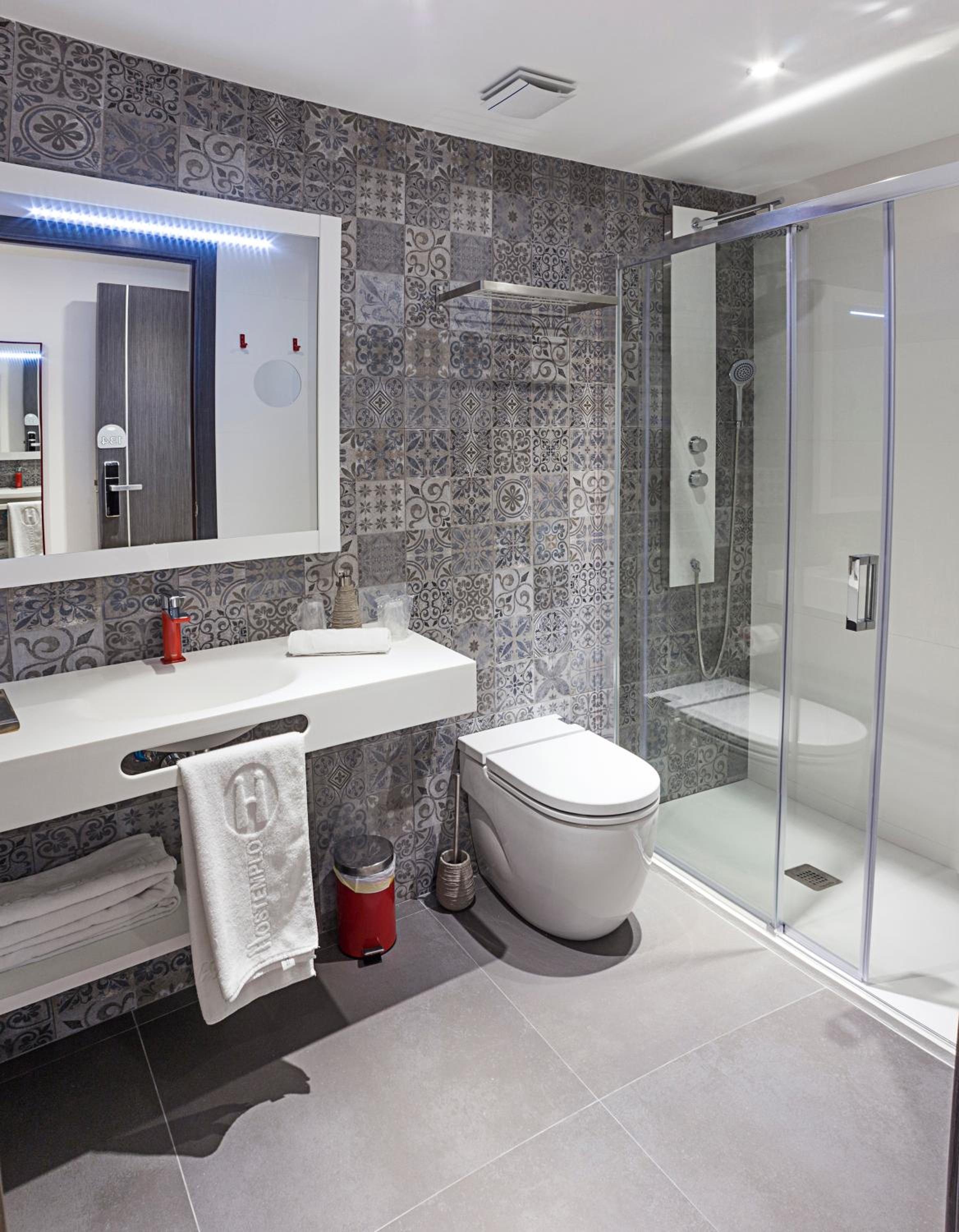 Superior Double or Twin Room with Balcony photo 2