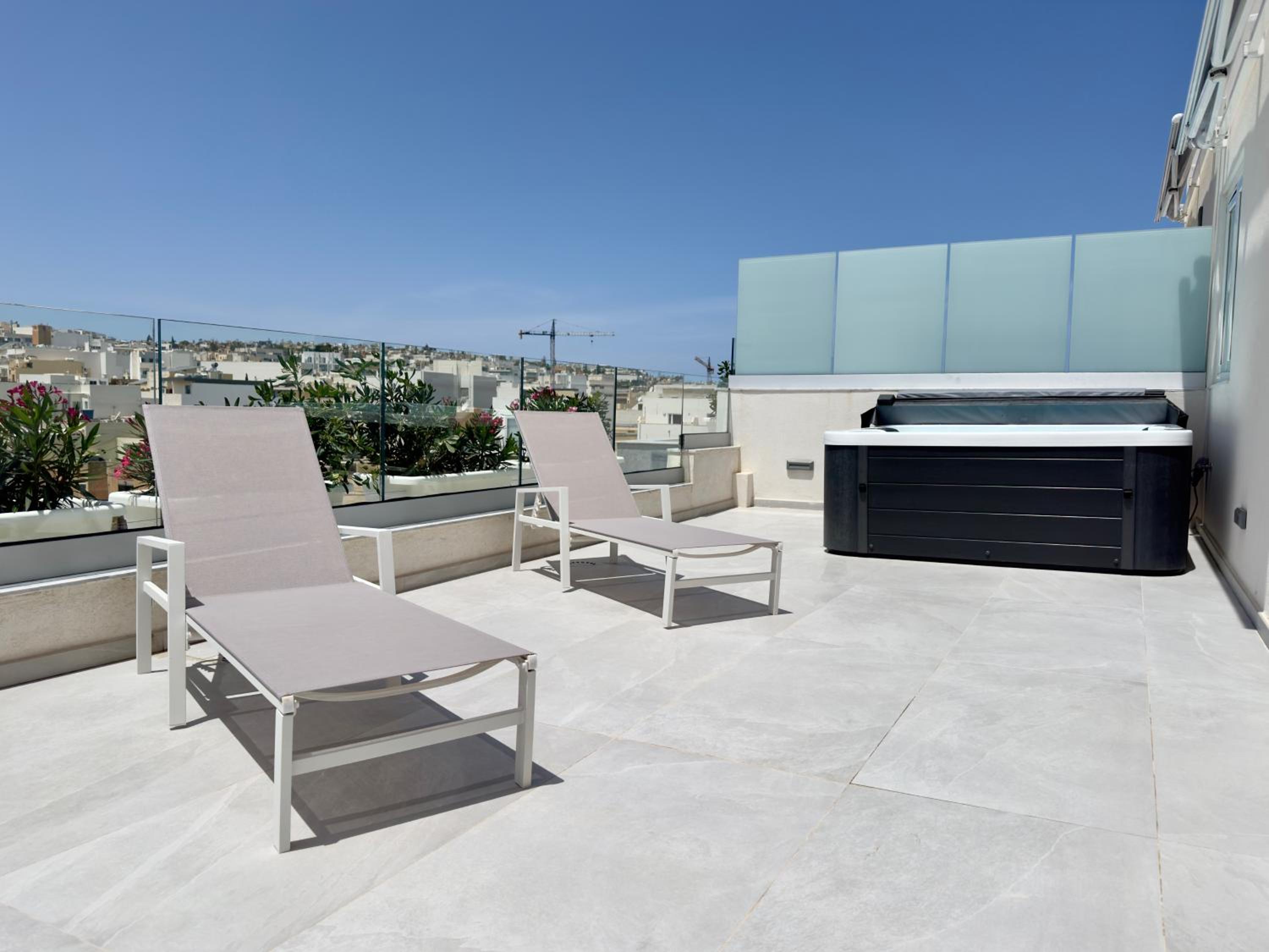 Family Room with Terrace - Photo 14
