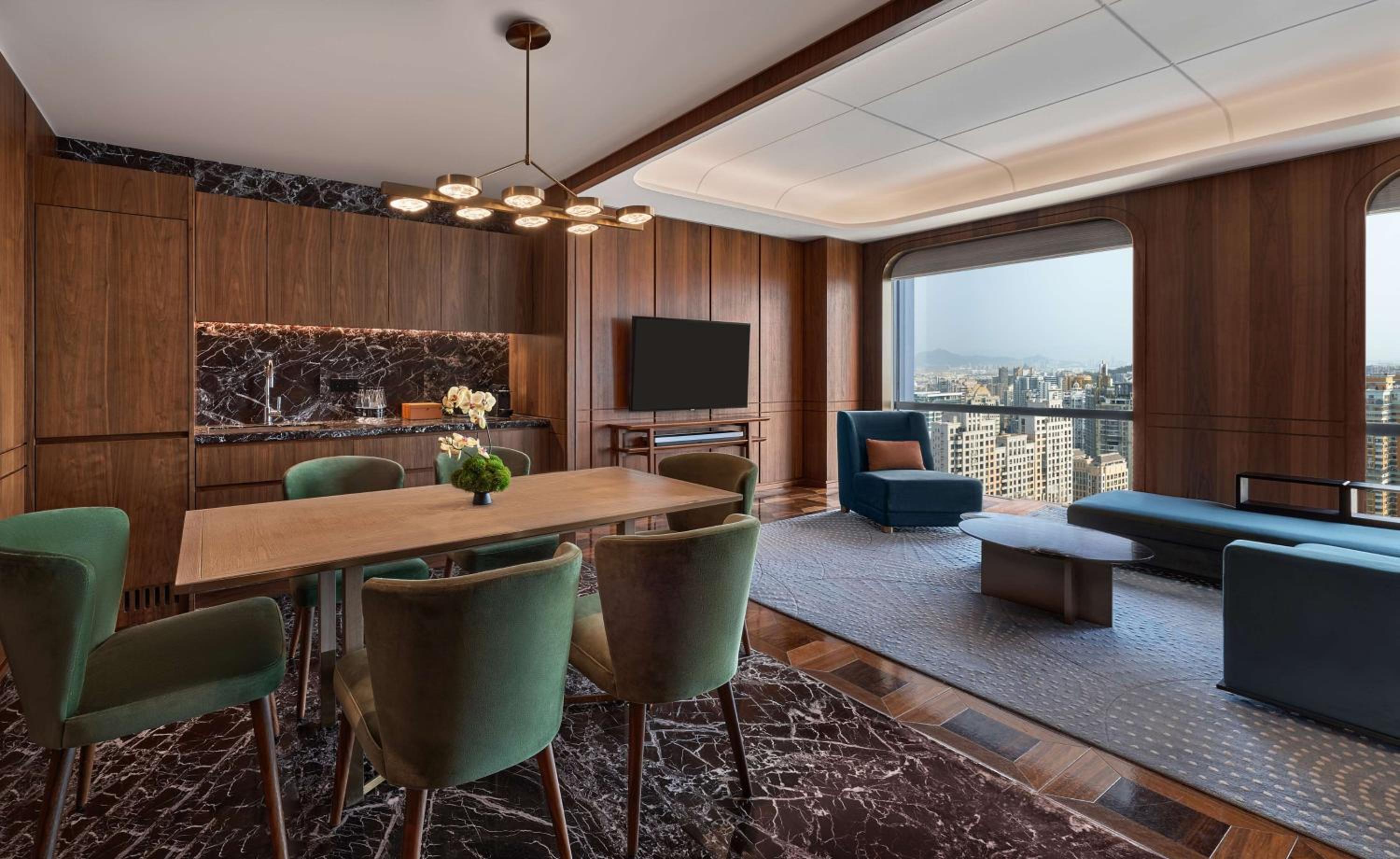 Waldorf Astoria Suite - Photo 5