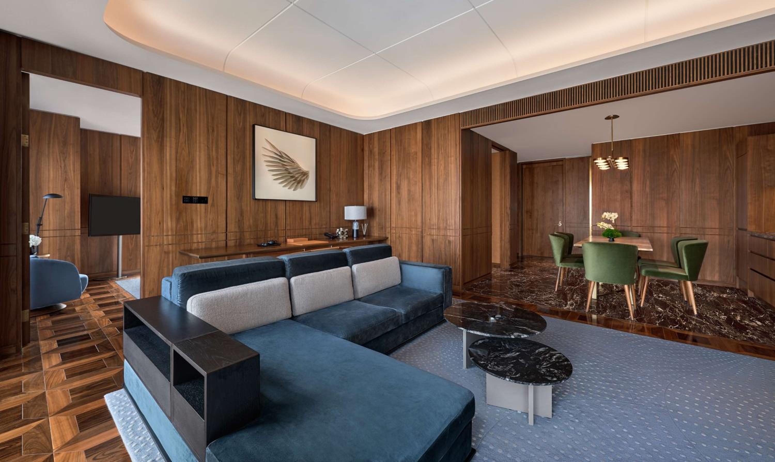 Waldorf Astoria Suite - Photo 4