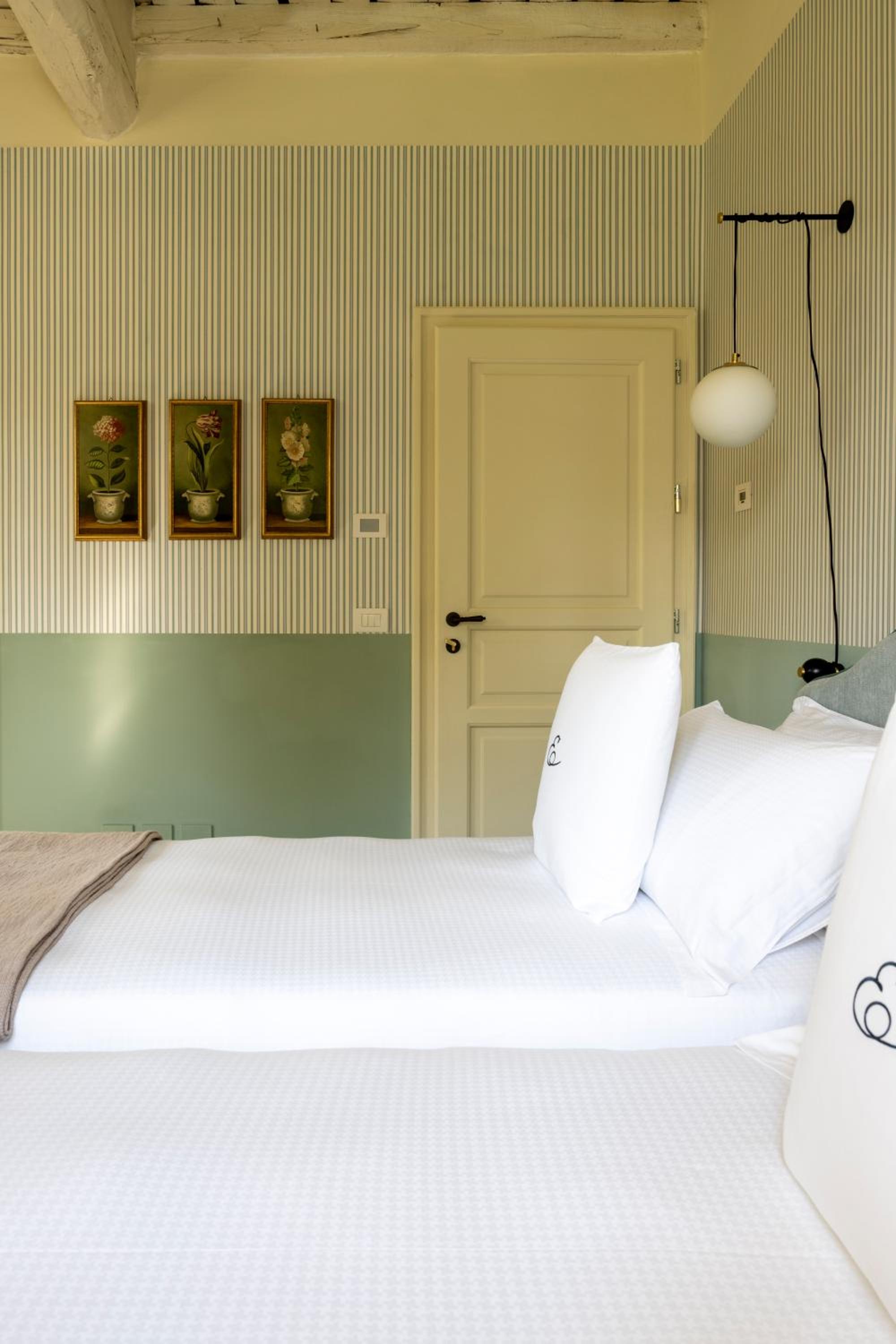 Double or Twin Room - Photo 7
