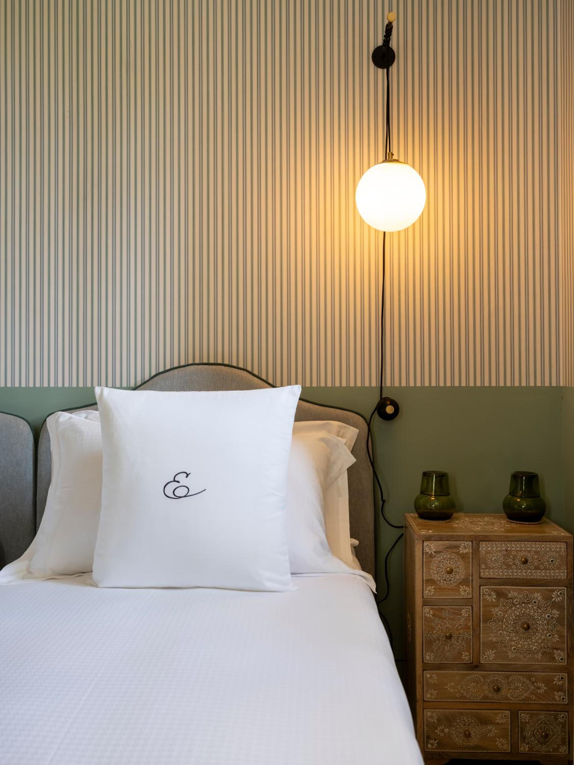 Double or Twin Room - Photo 3