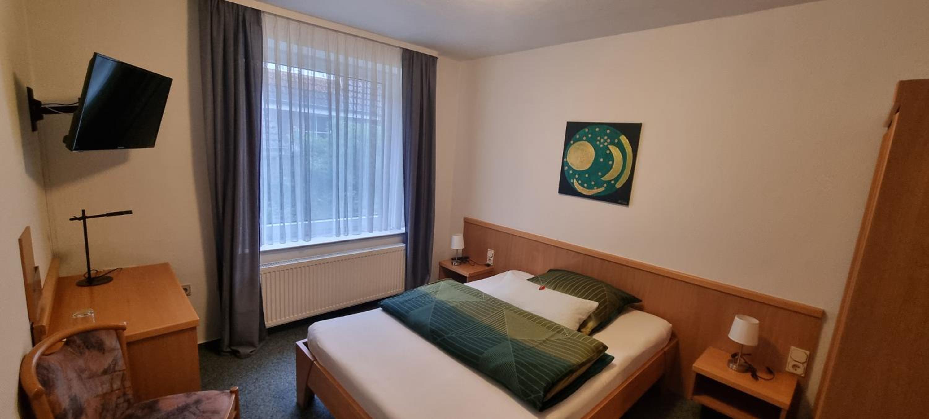 Small Double Room - Photo 1