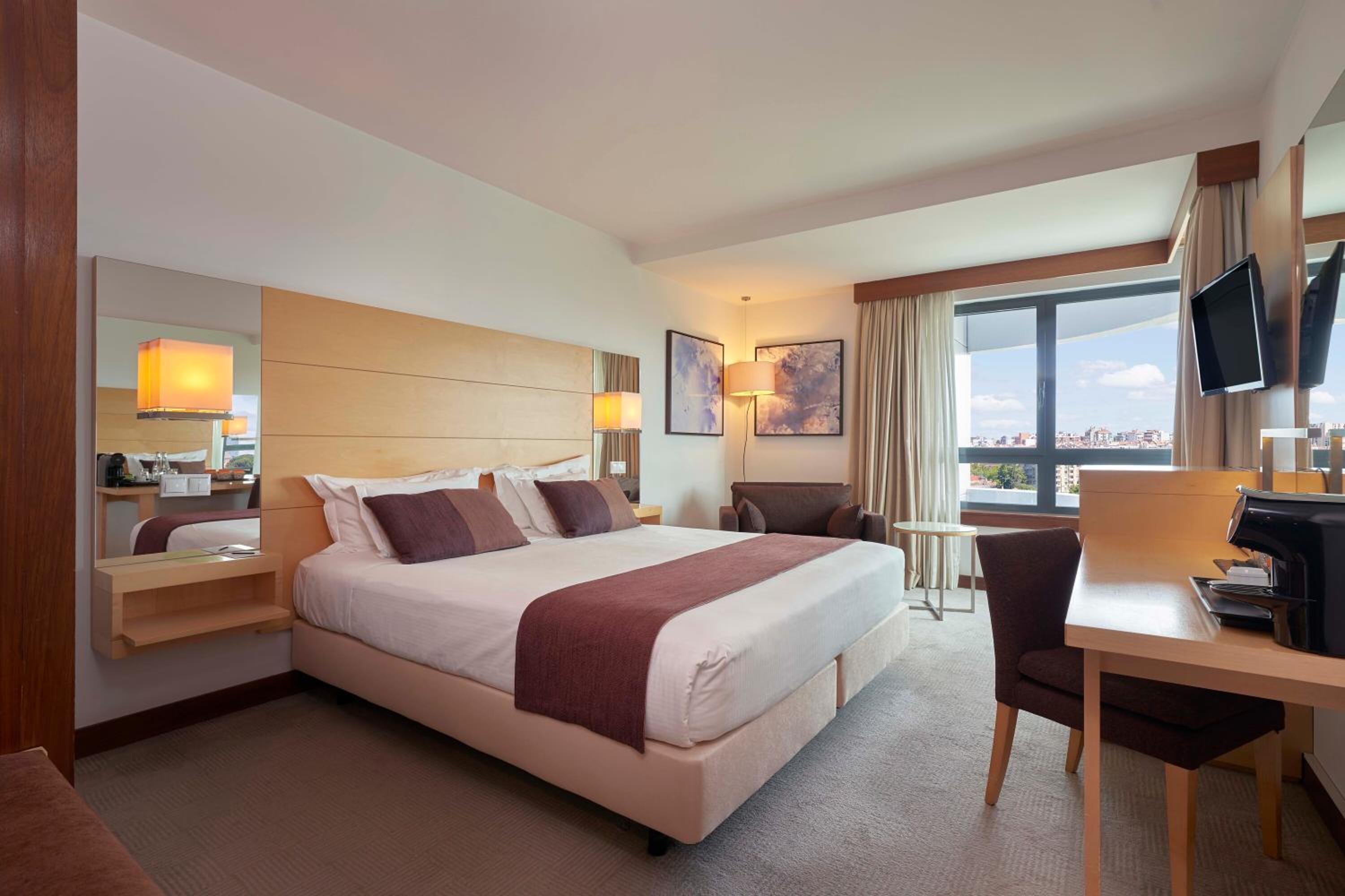 Double or Twin Room - Photo 2