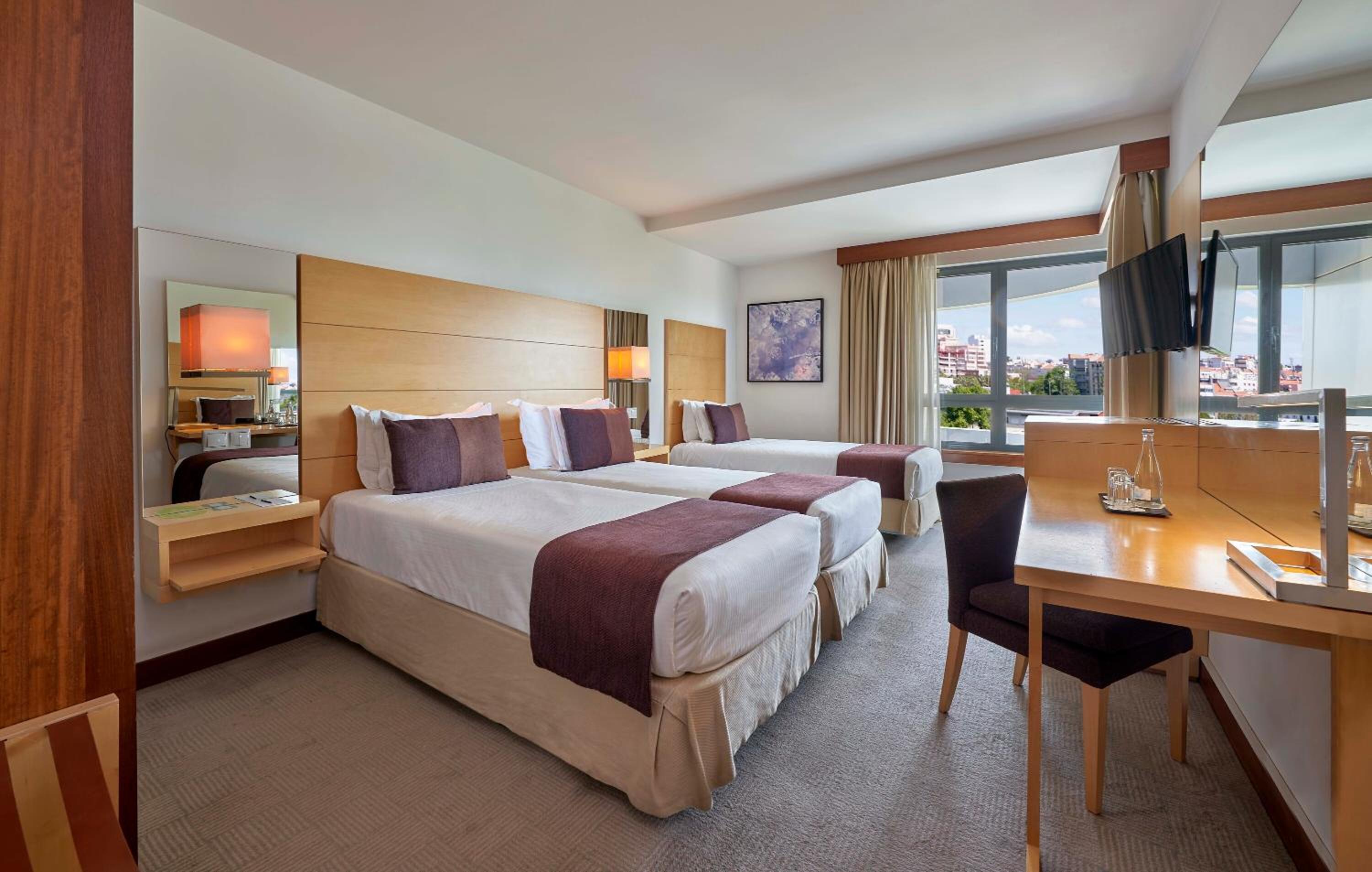 Superior Twin Room - Photo 1