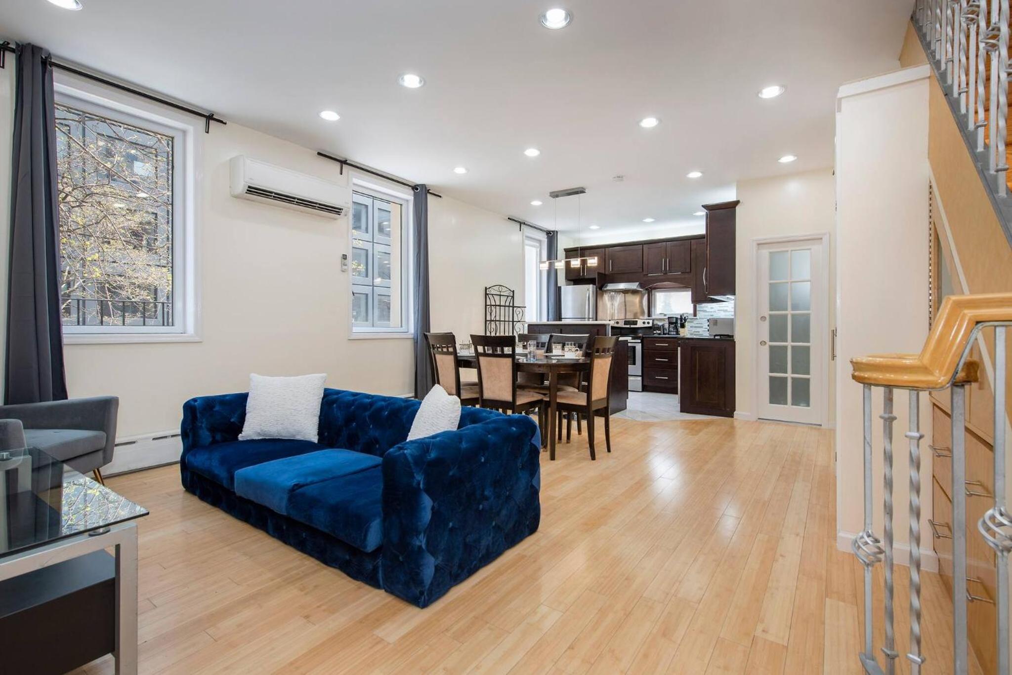 Apartment photo 1