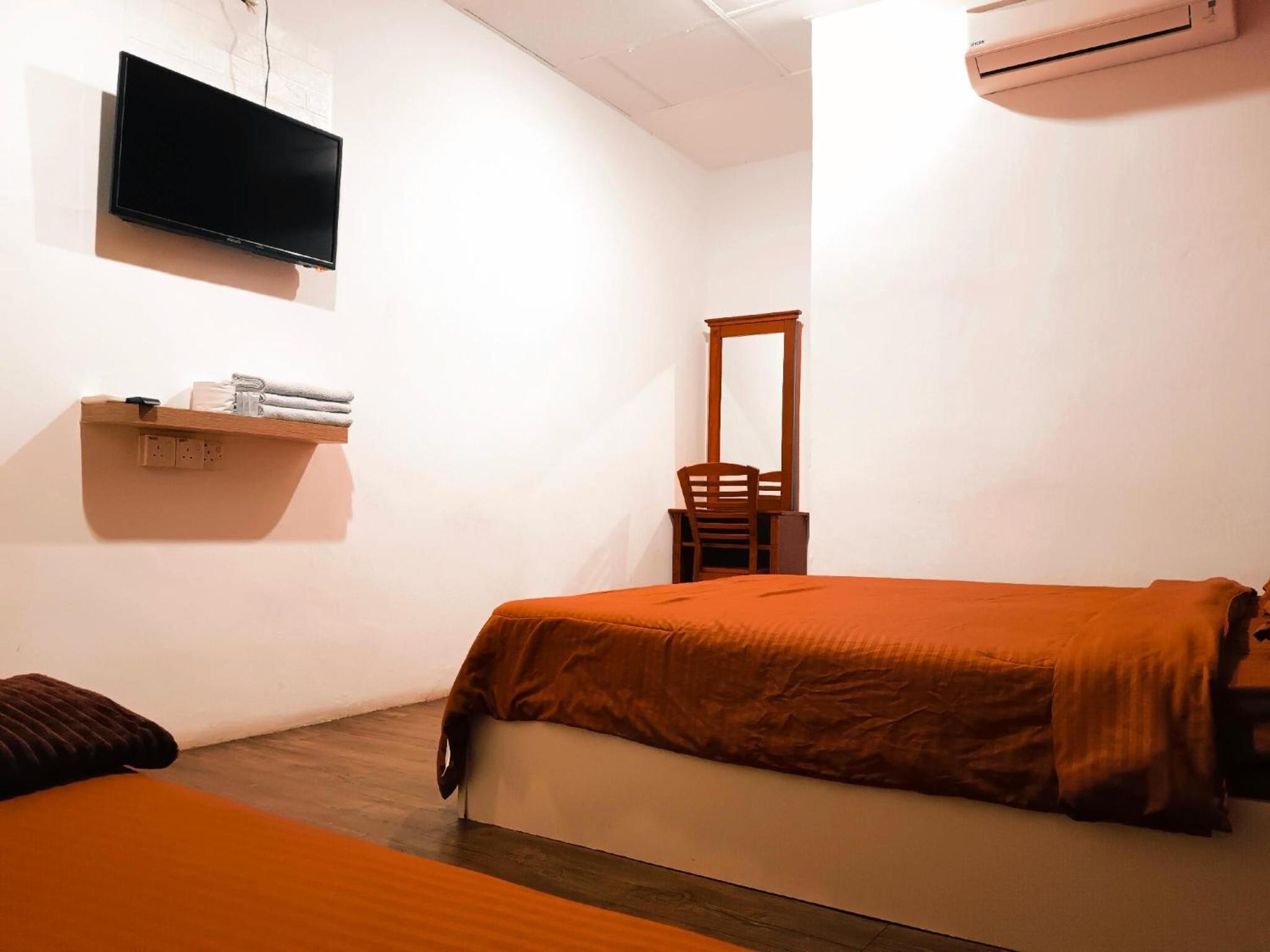 Deluxe Triple Room - Photo 5