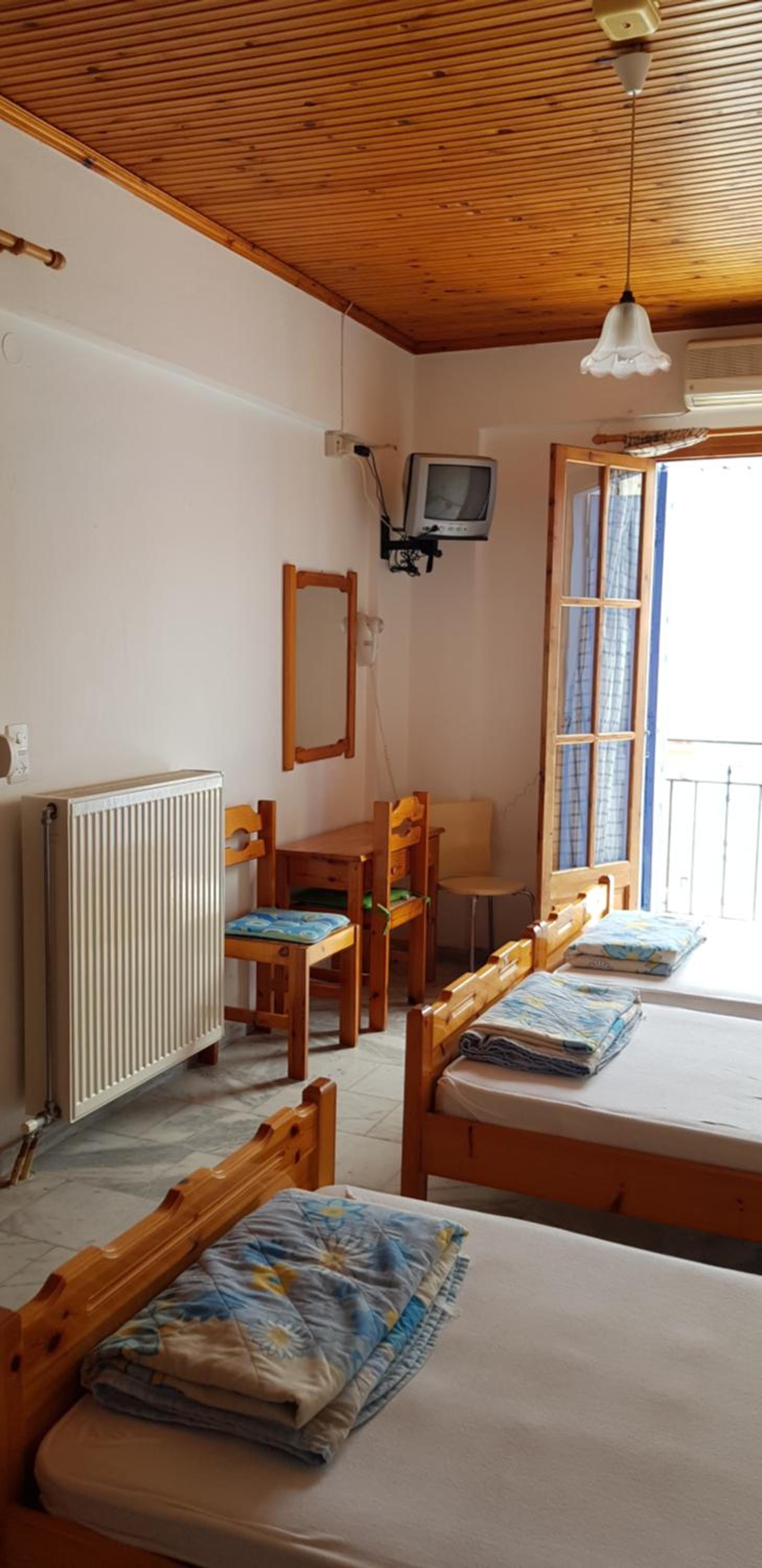 Comfort Triple Room with Shower