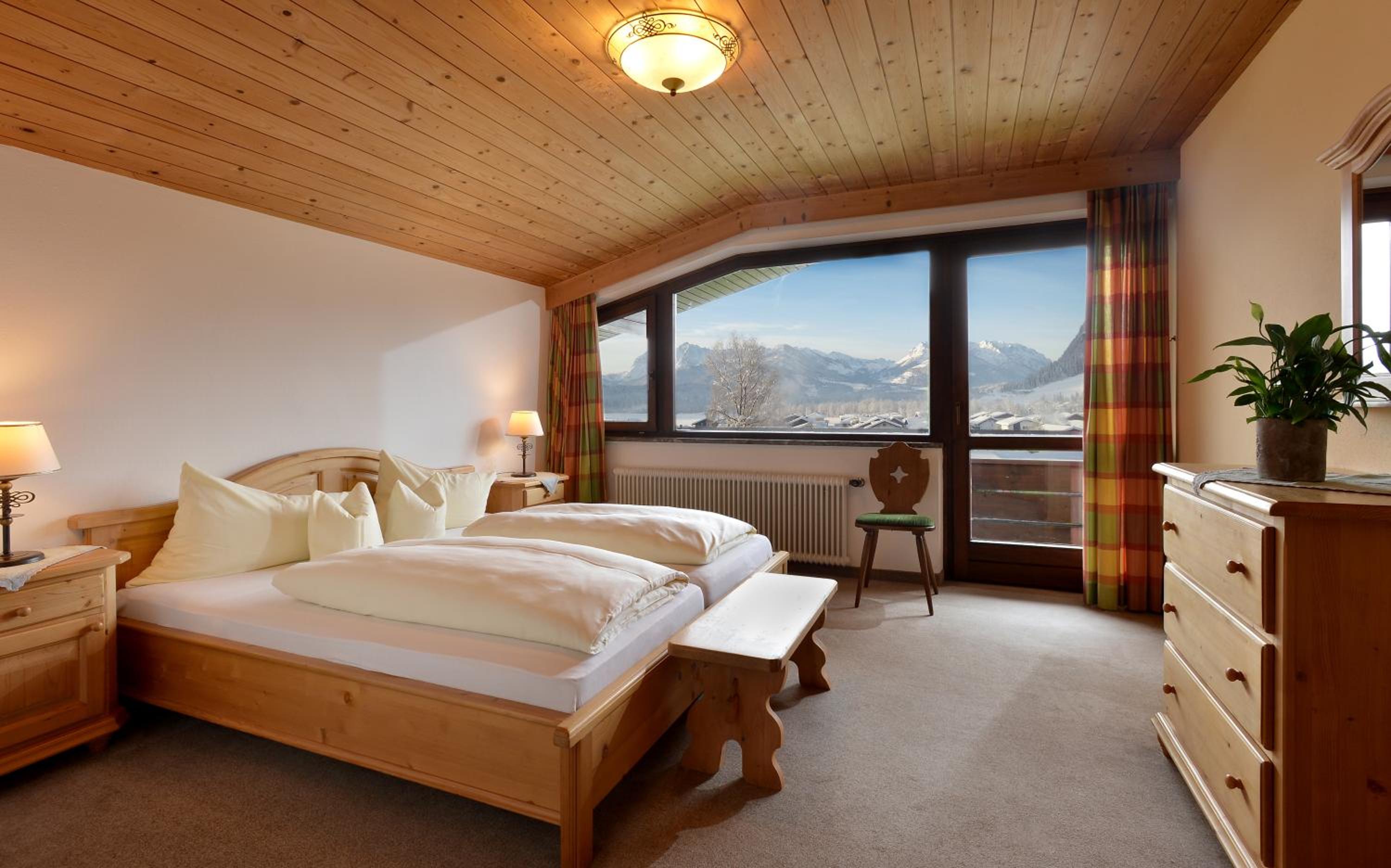 Apartment With Mountain View photo 3