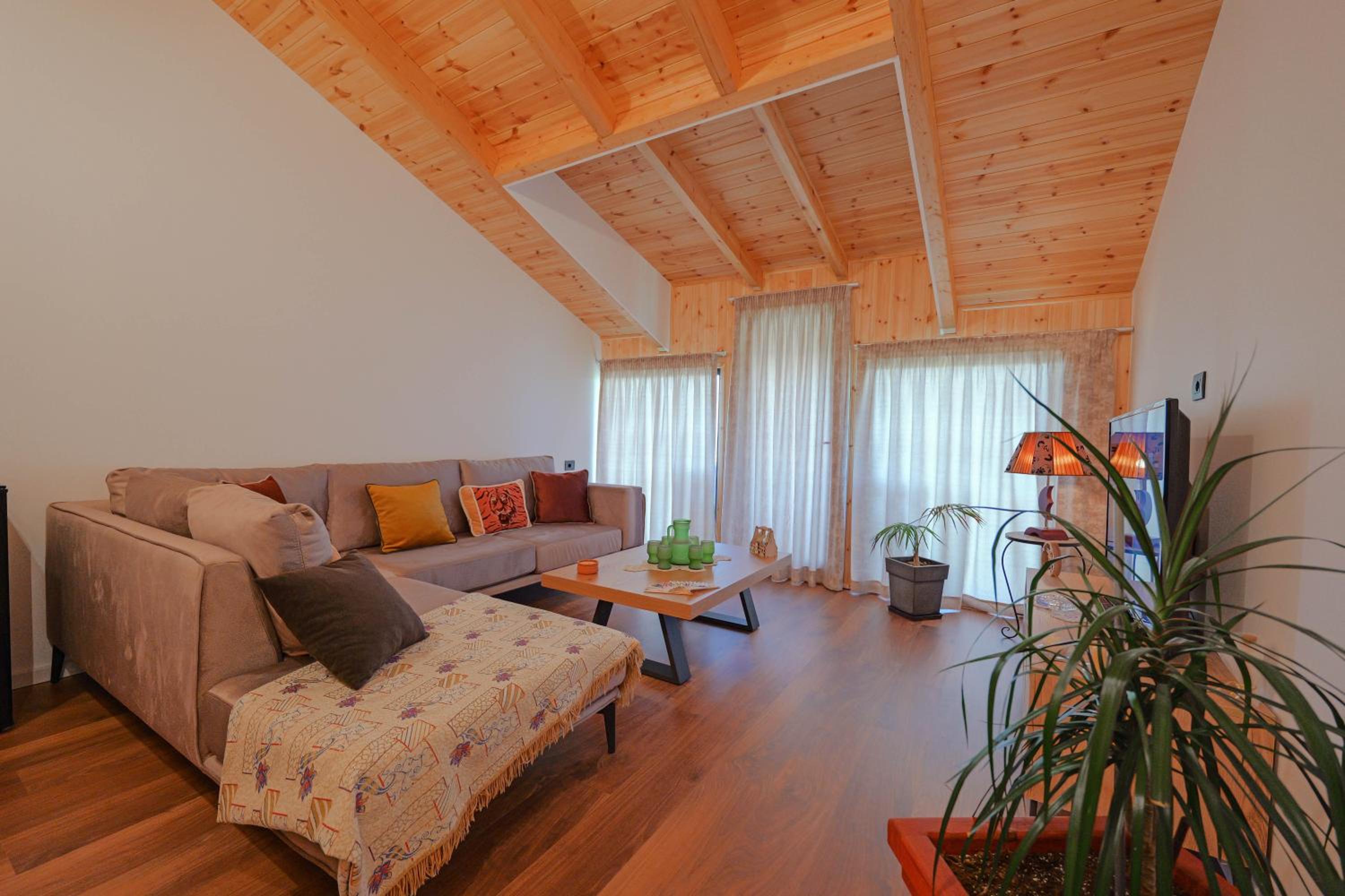 Junior Suite with Garden View photo 3