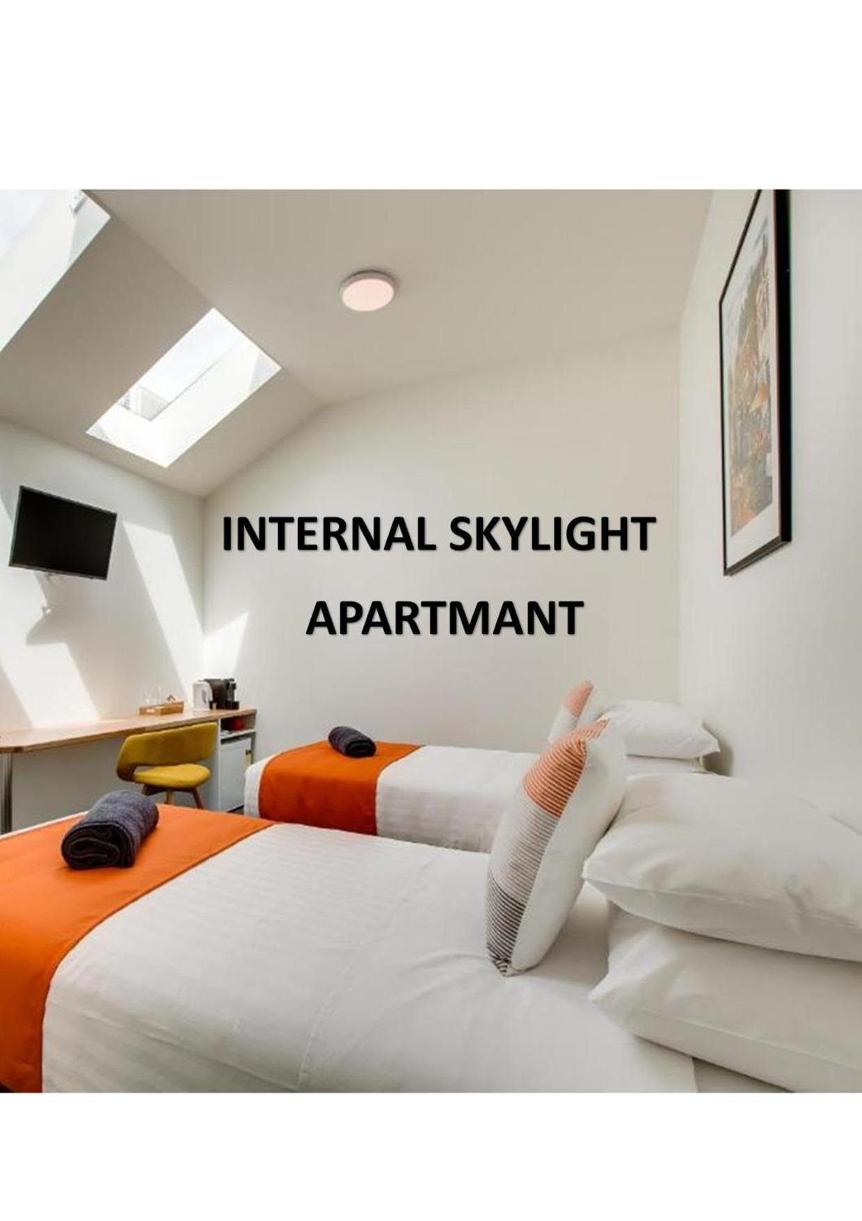 the MONA TWIN - INTERNAL SKYLIGHT ROOM 7 thumbnail 5