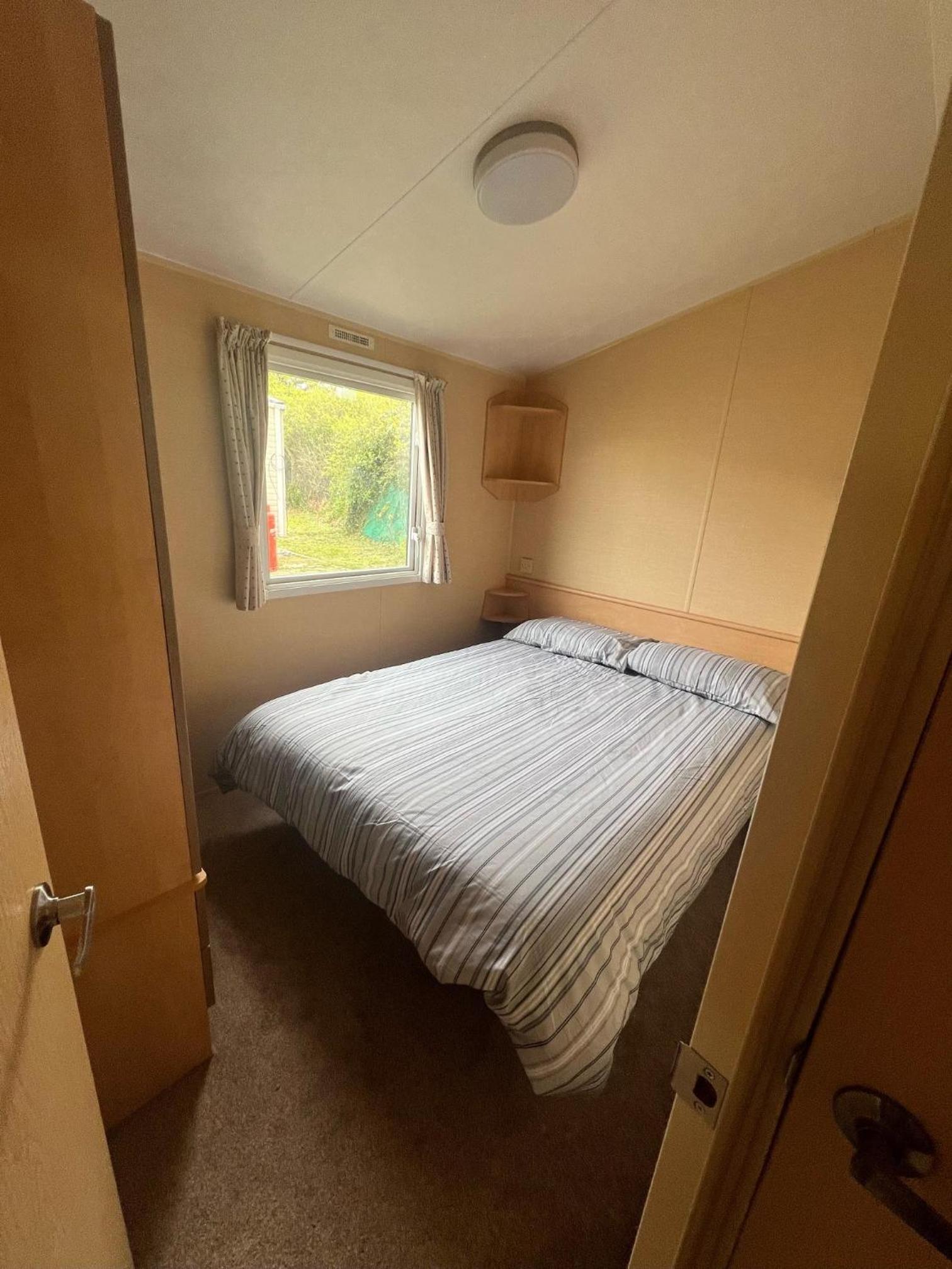 Mobile Home photo 3
