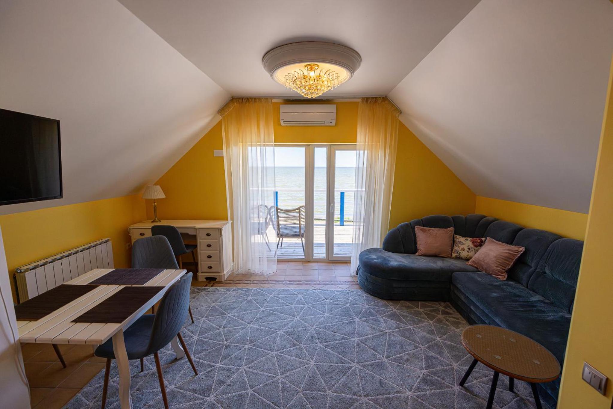 Apartment with Sea View photo 2