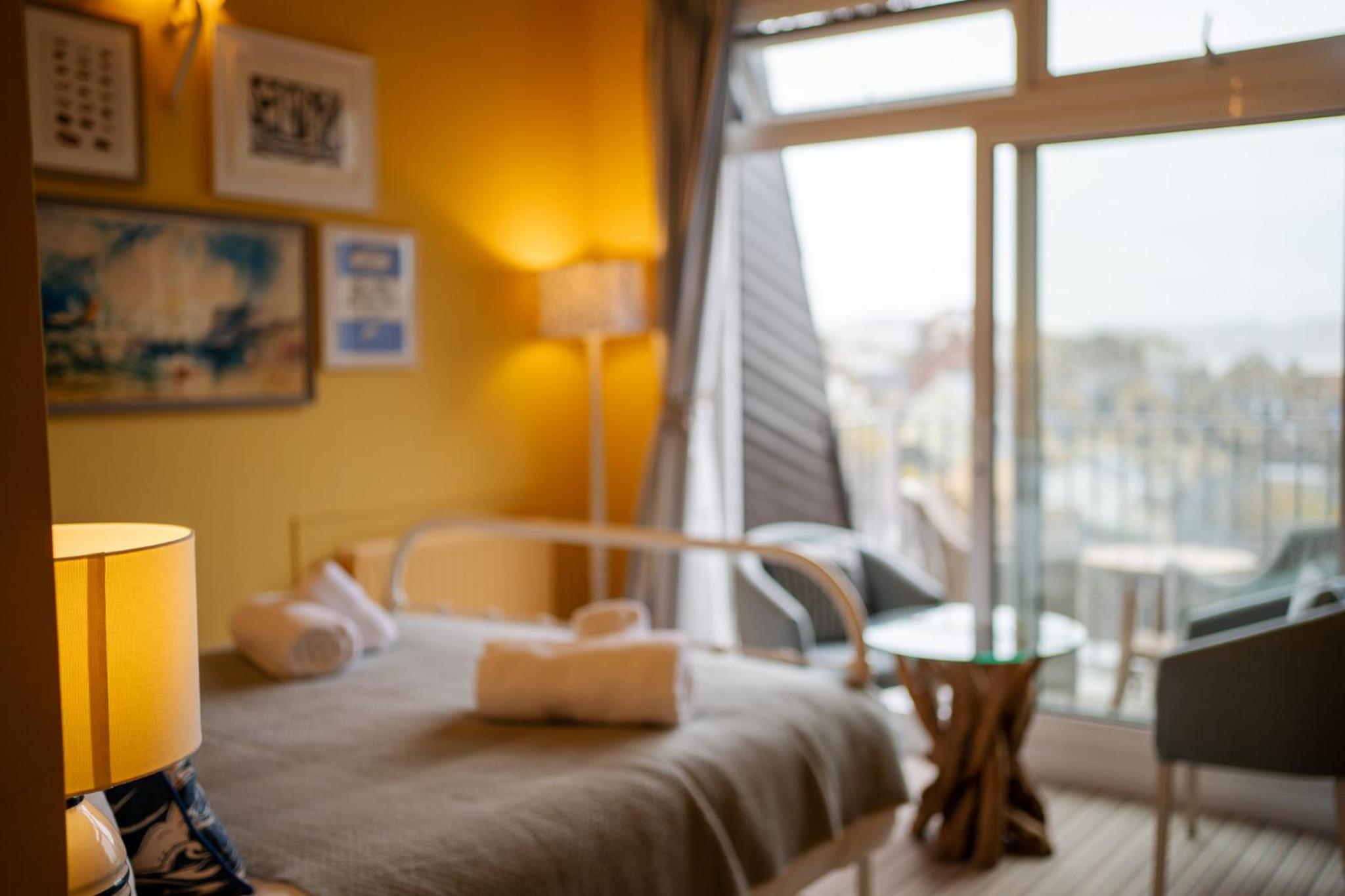Deluxe Double Room with Balcony and Sea View photo 3