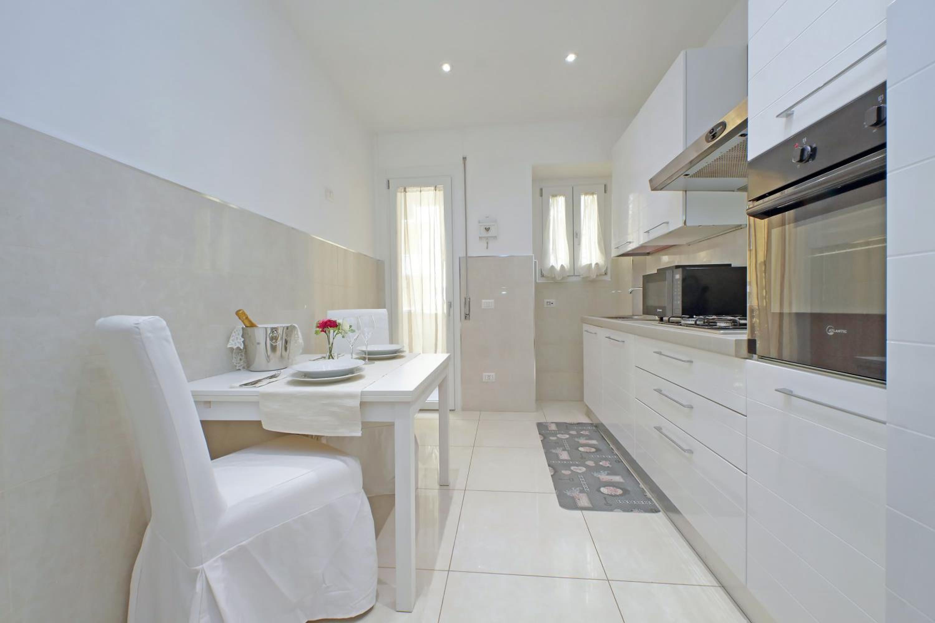 Double or Twin Room with Private Bathroom photo 3