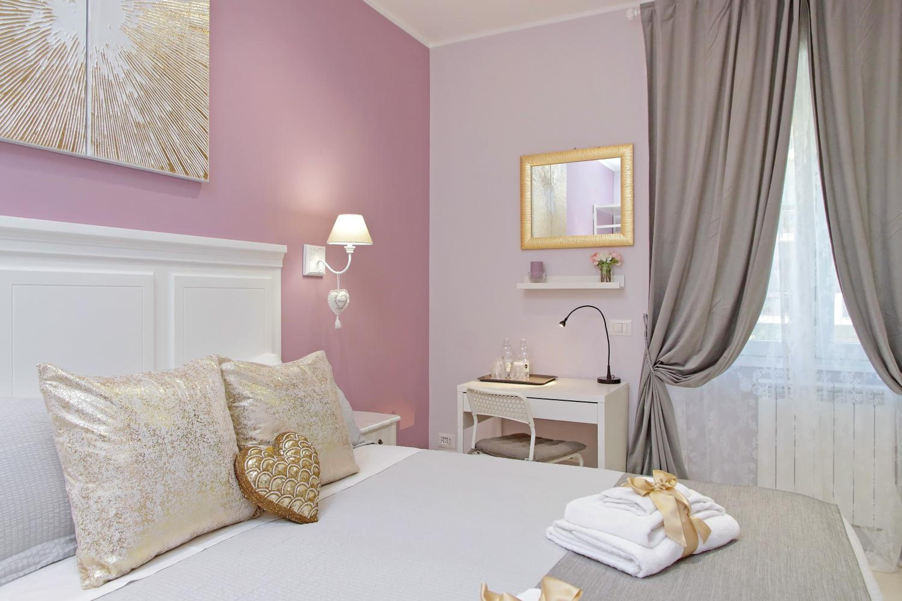 Double or Twin Room with Private Bathroom photo 2