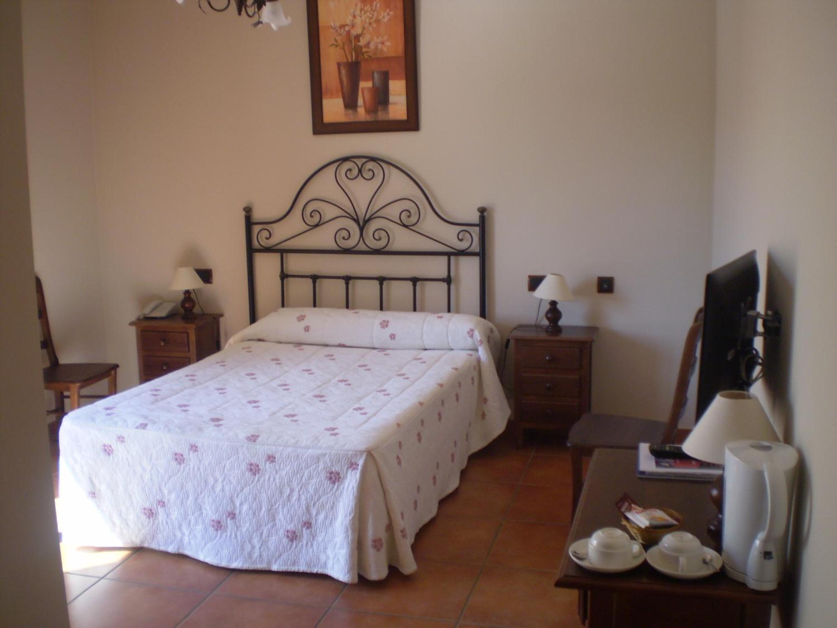 Double Room - Photo 1