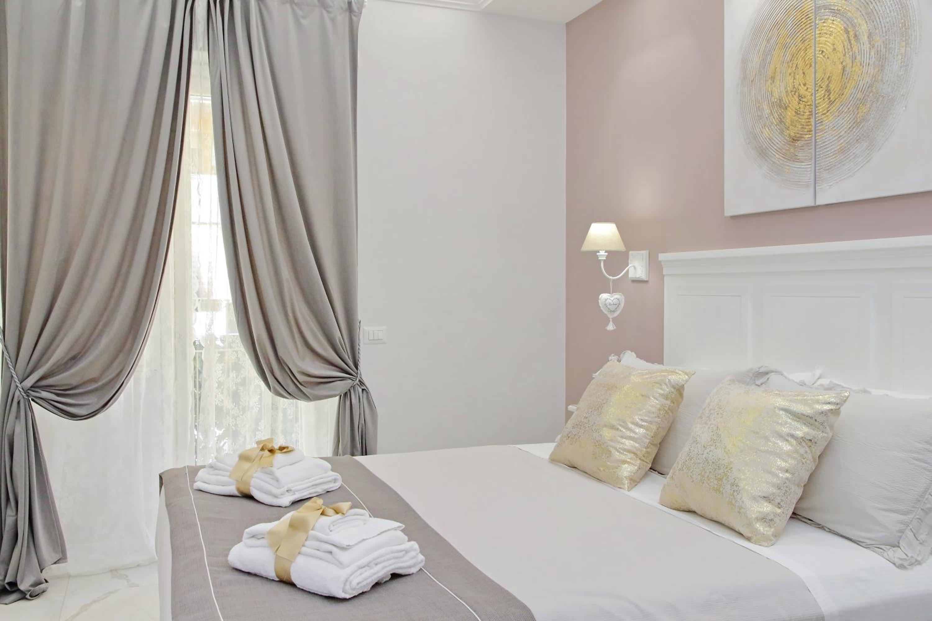 Quadruple Room with Balcony photo 2