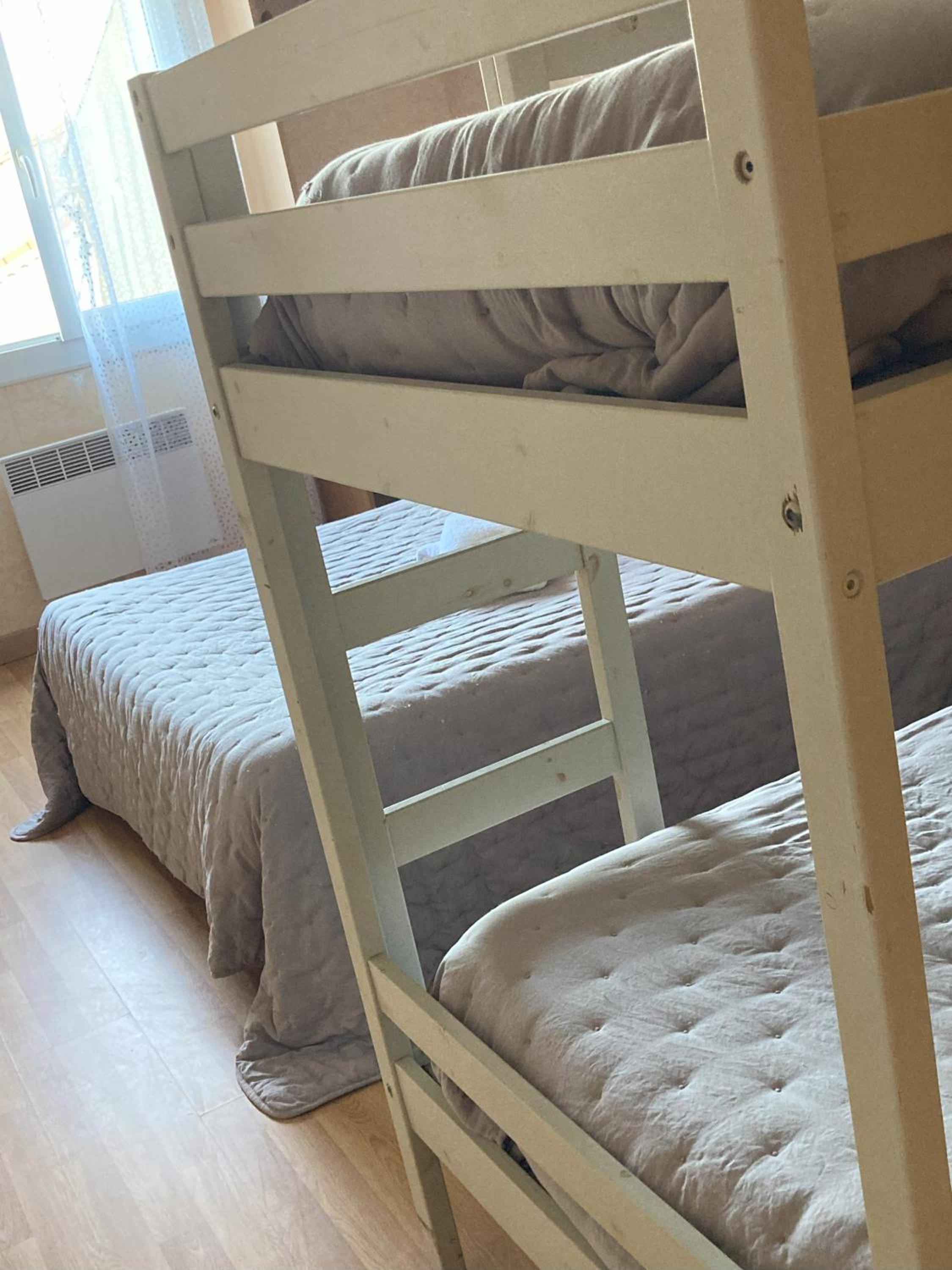 Quadruple Room (2 Adults + 2 Children) photo 2