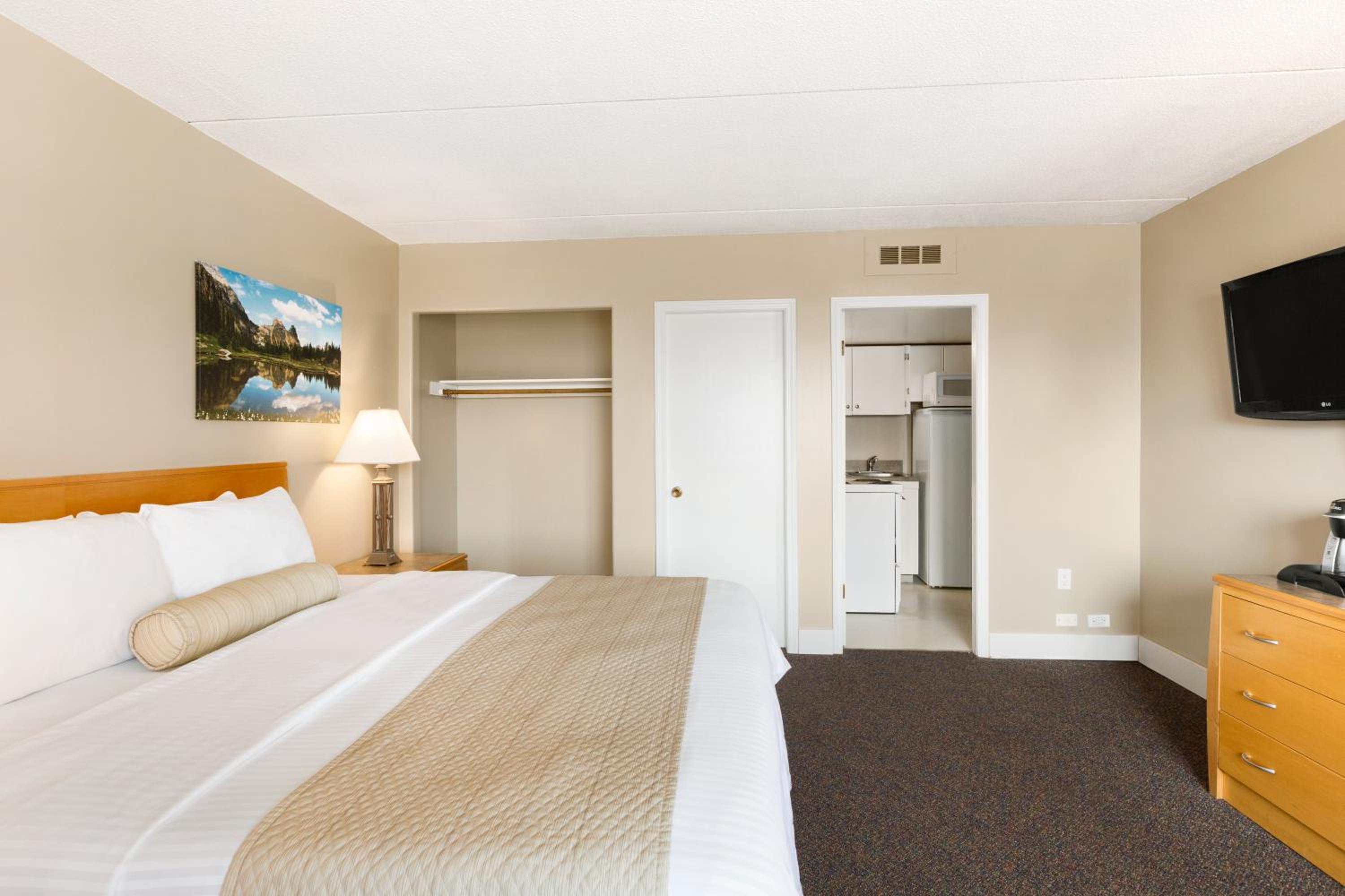 King Room - Non-Smoking