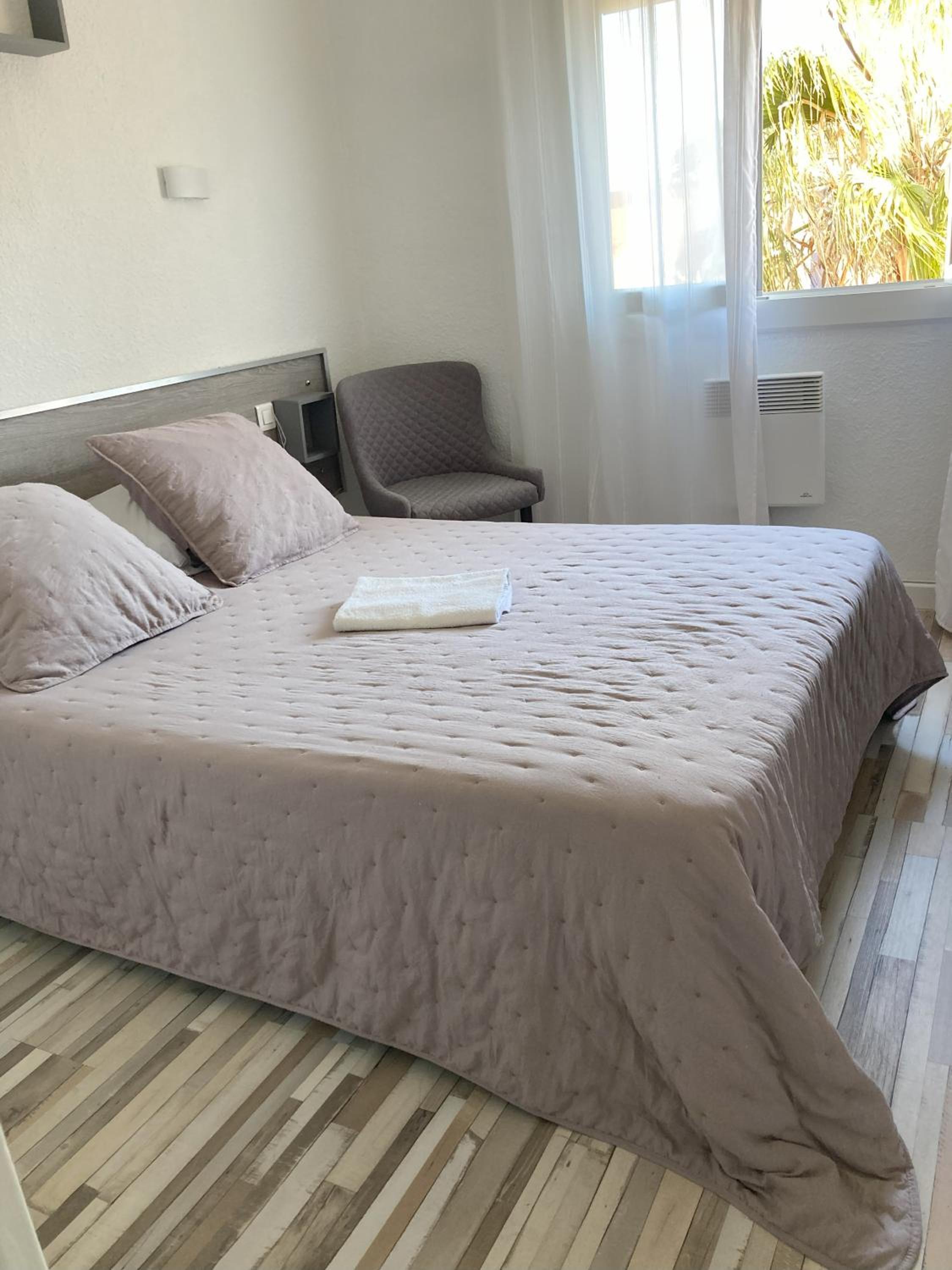 Double Room photo 3