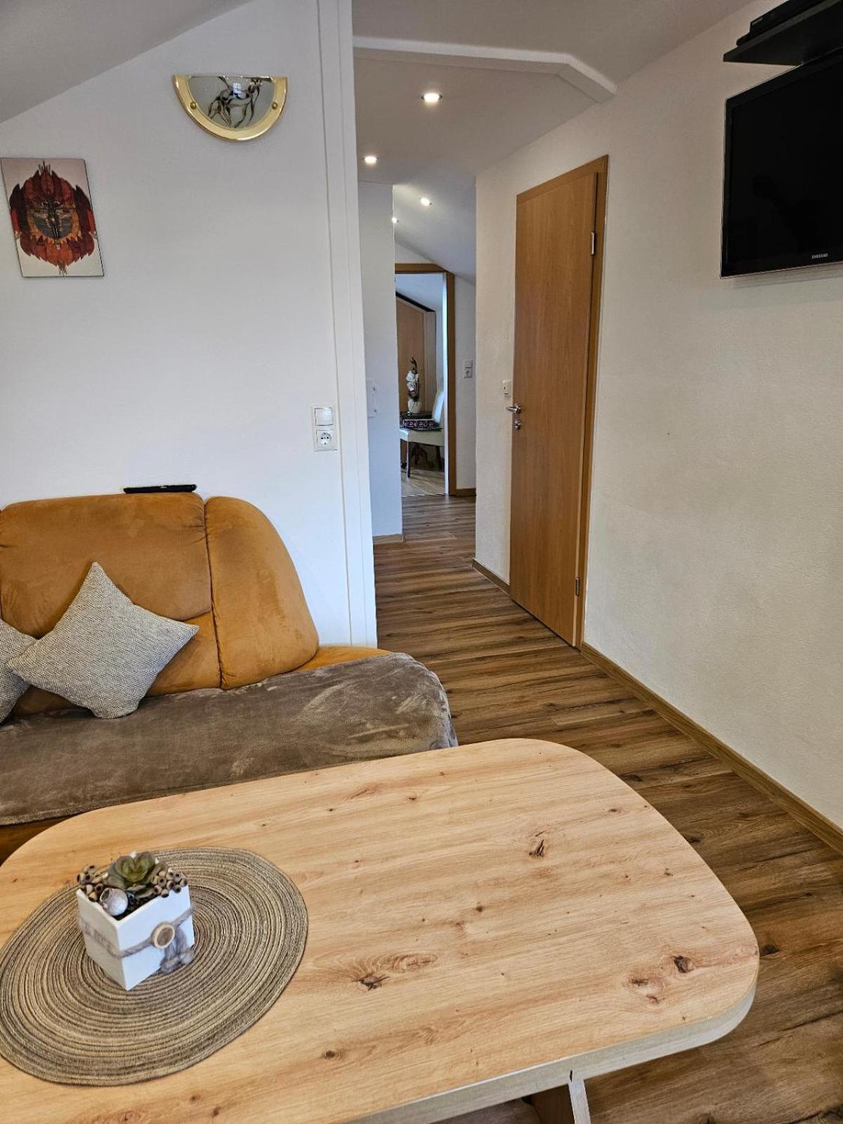 Apartment photo 3