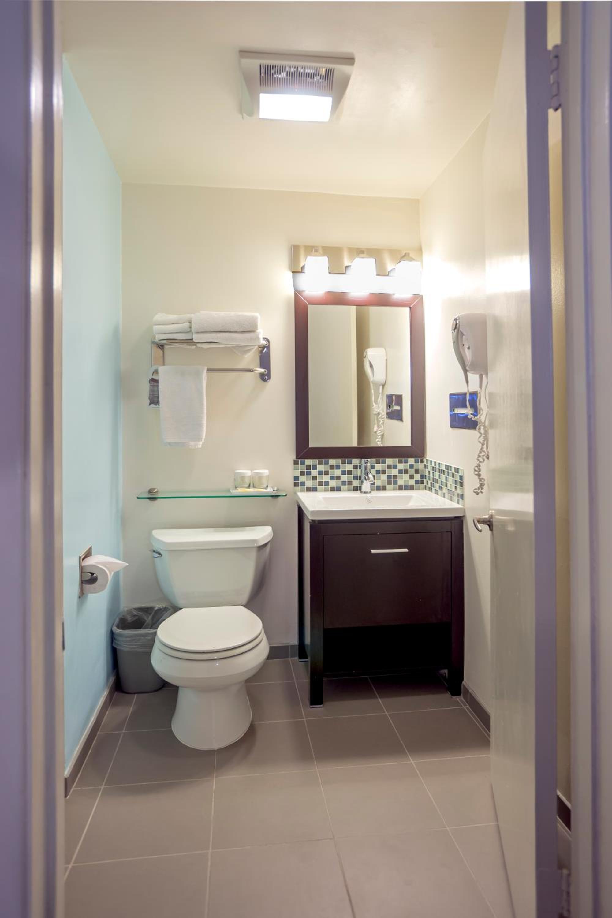 Double Room - Photo 3