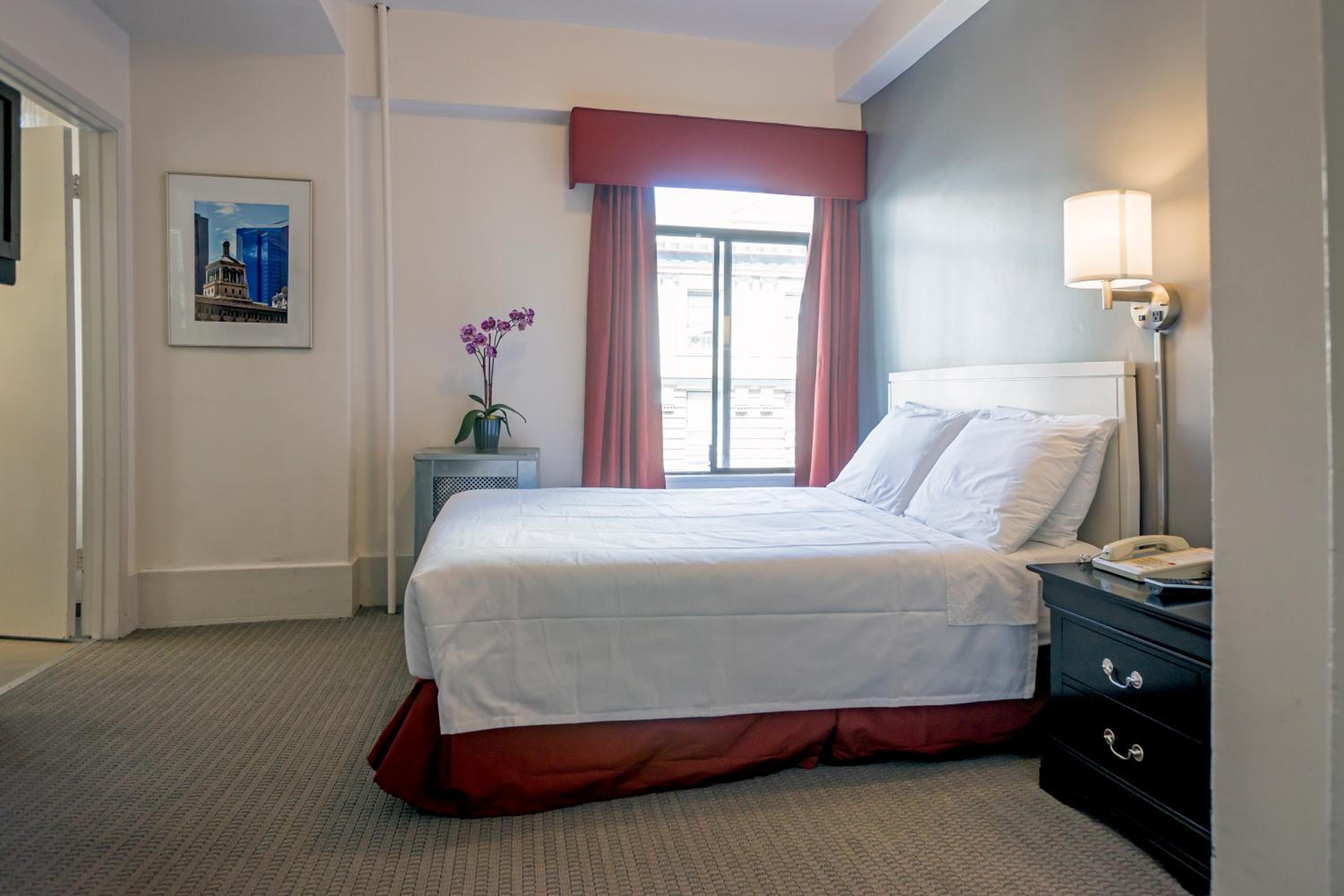 Double Room - Photo 9