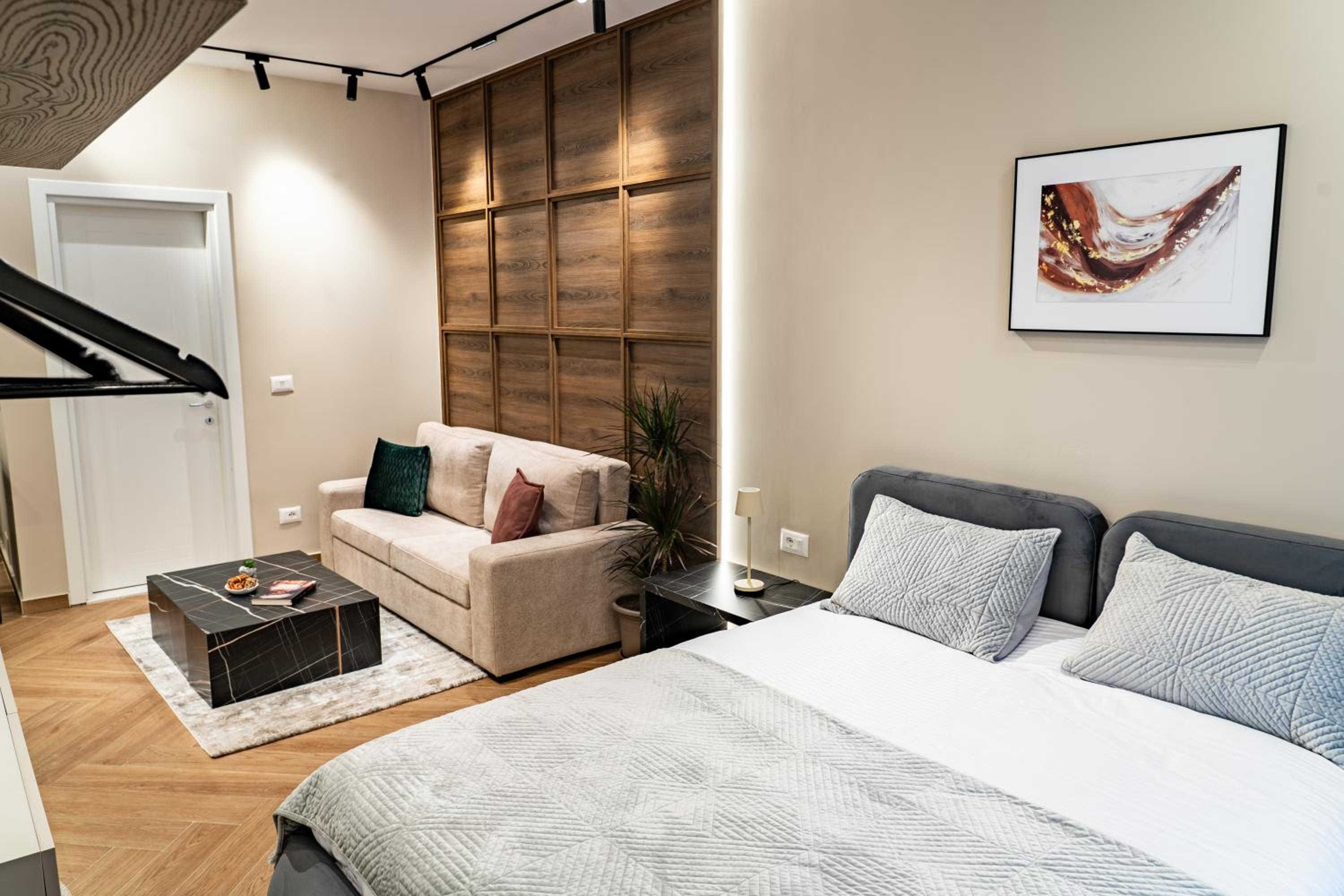 Studio Apartment