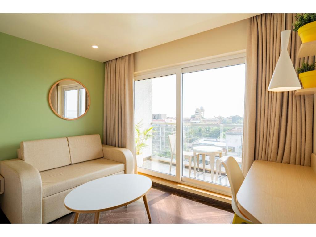 Signature Suite  - Photo 5